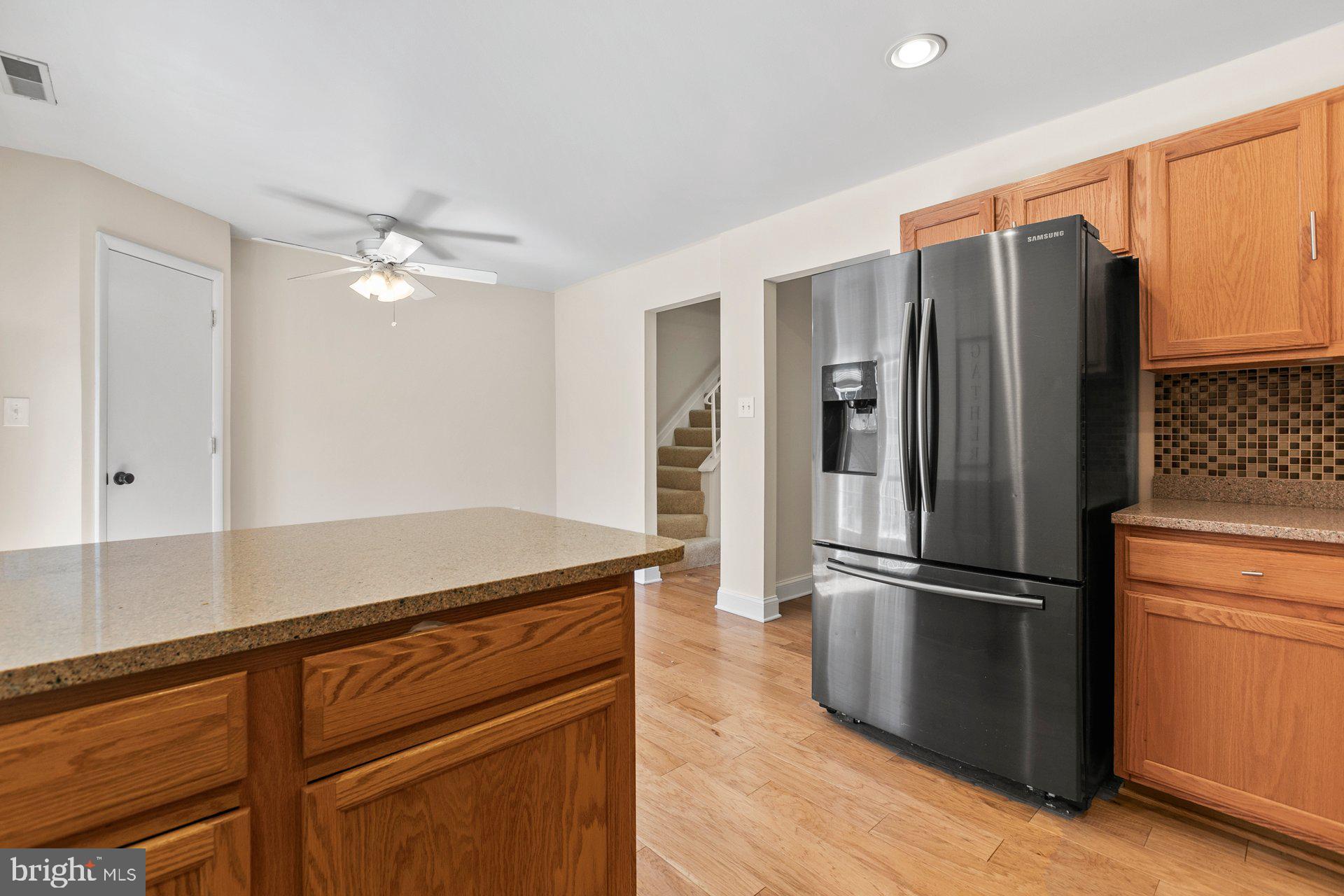 CROFTON MEWS CONDO - Residential