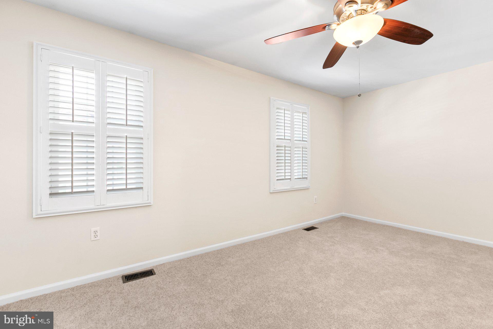 CROFTON MEWS CONDO - Residential