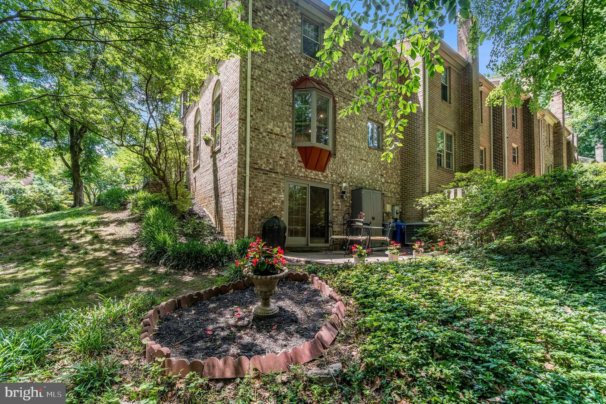 LONG BRANCH ESTATES - Residential