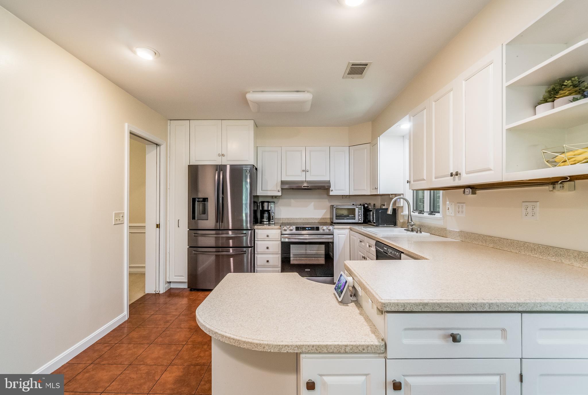 LONG BRANCH ESTATES - Residential