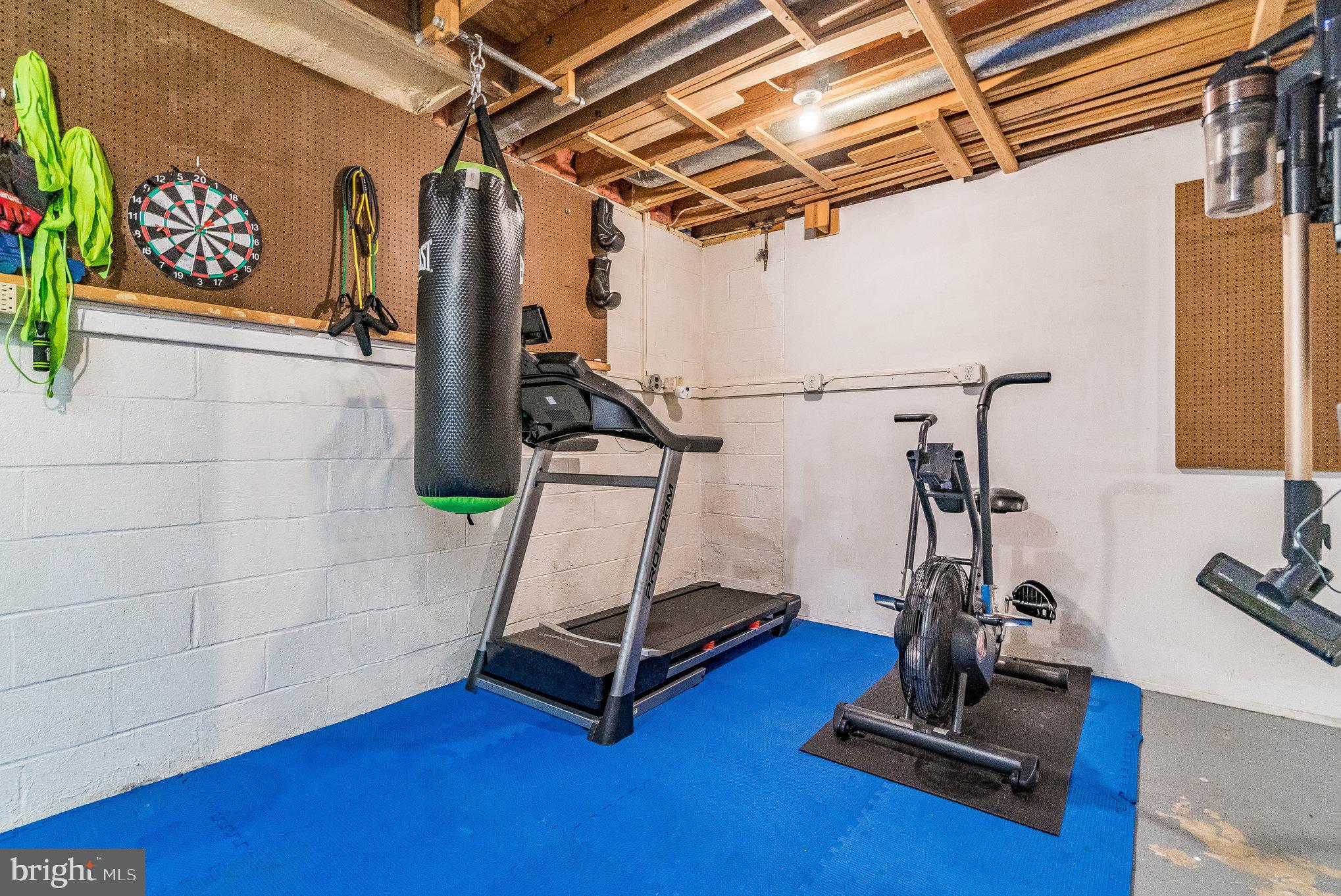 LONG BRANCH ESTATES - Residential