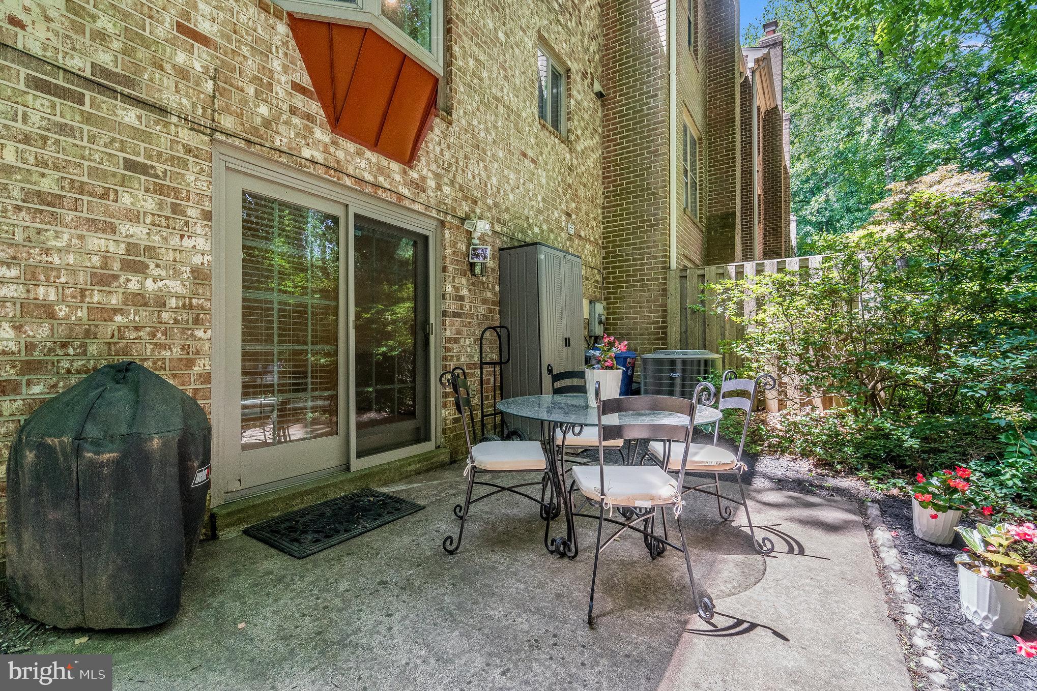 LONG BRANCH ESTATES - Residential