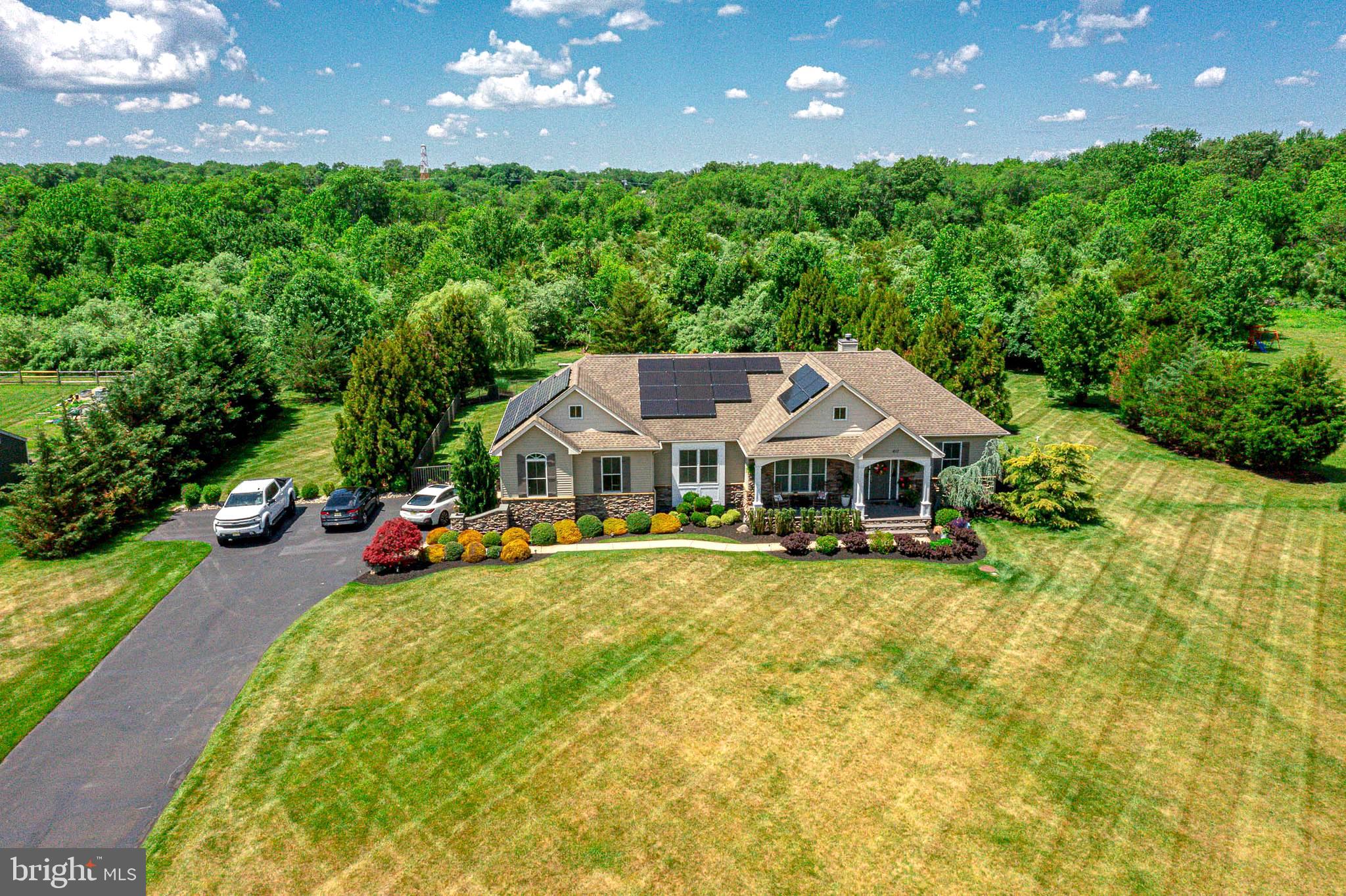 411 WINTERBERRY LANE
