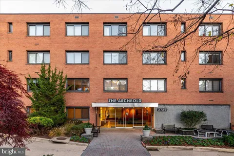 MLS: DCDC2196250