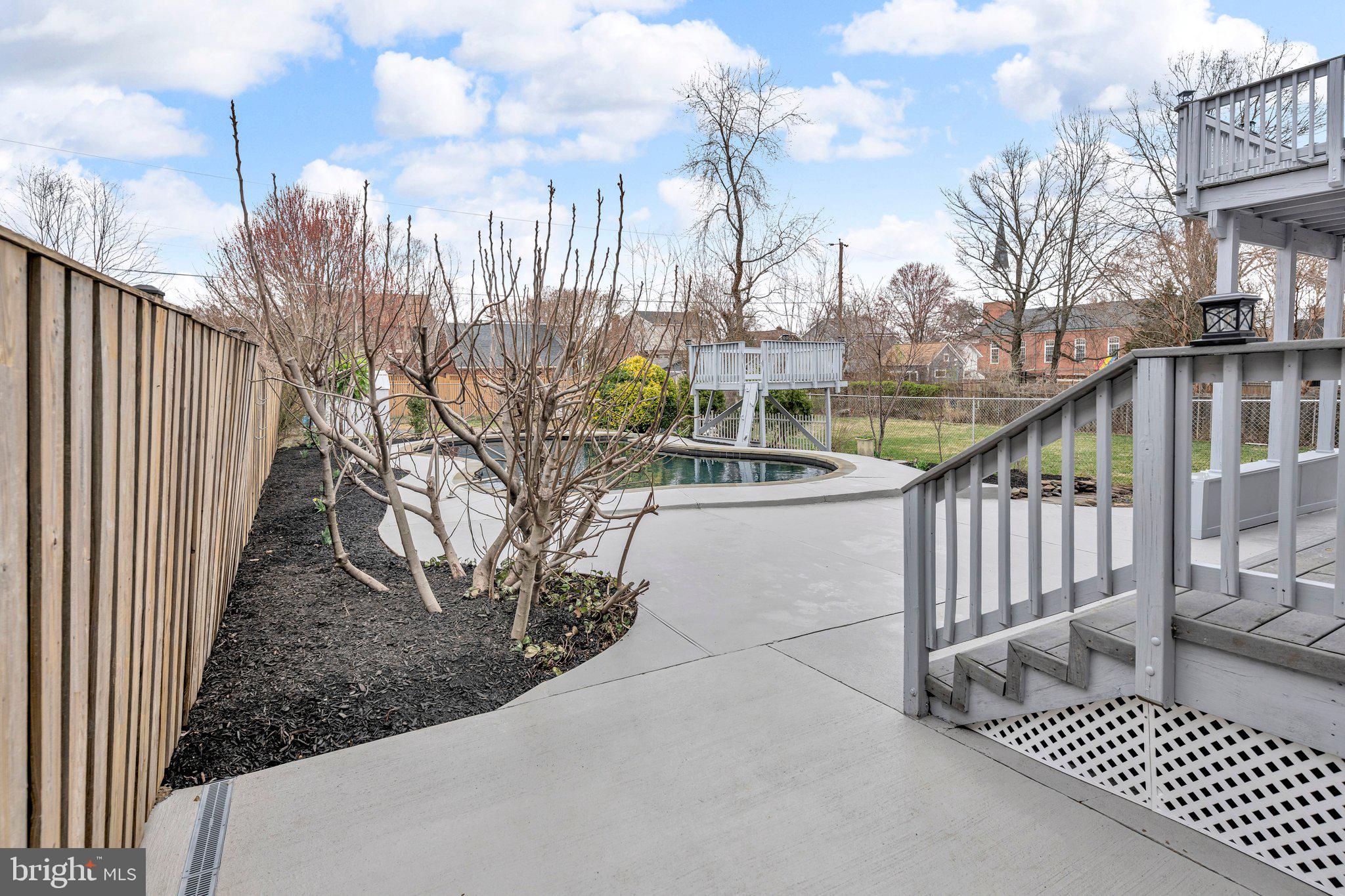 ALCOVA HEIGHTS - Residential