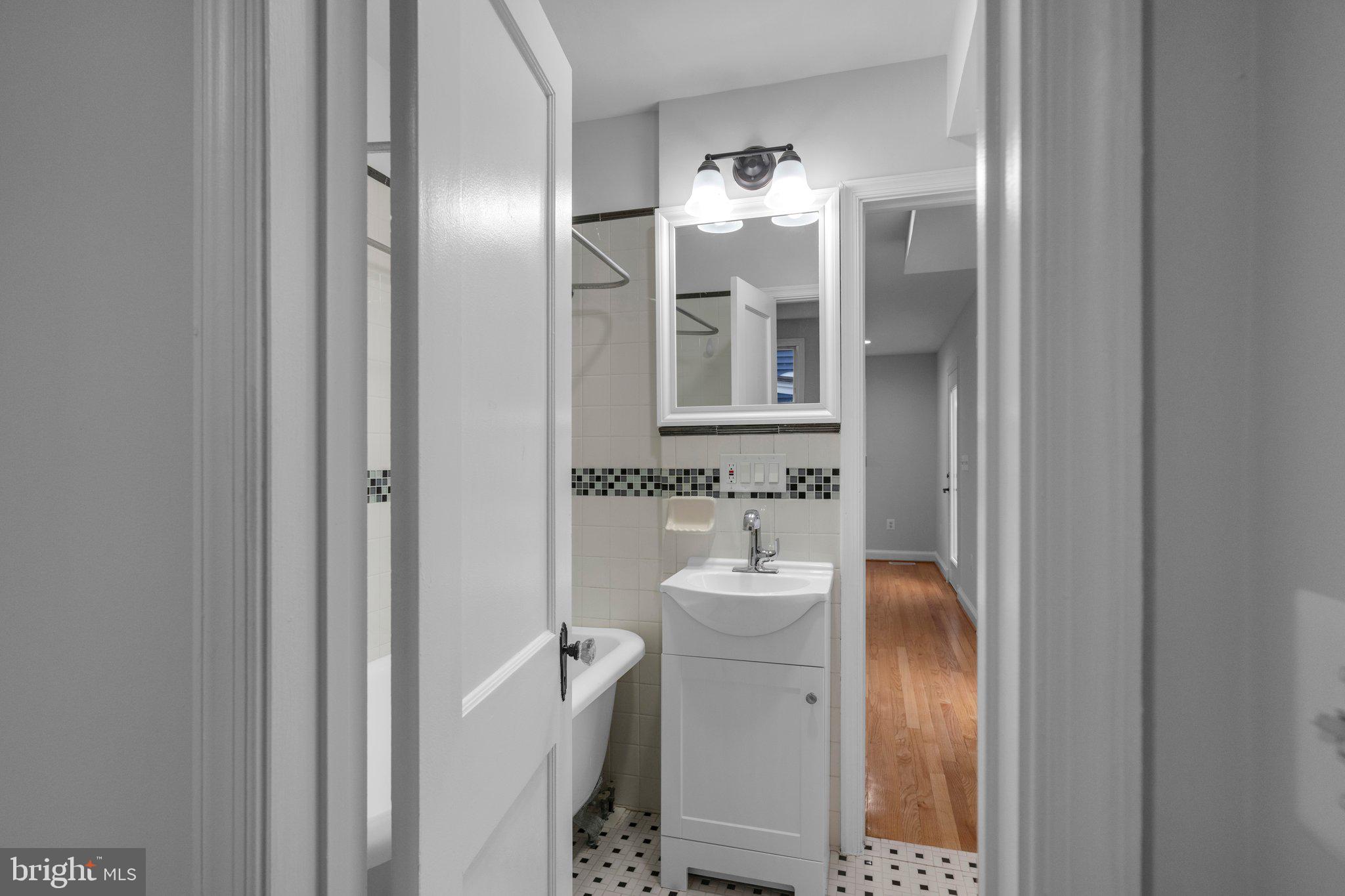 ALCOVA HEIGHTS - Residential