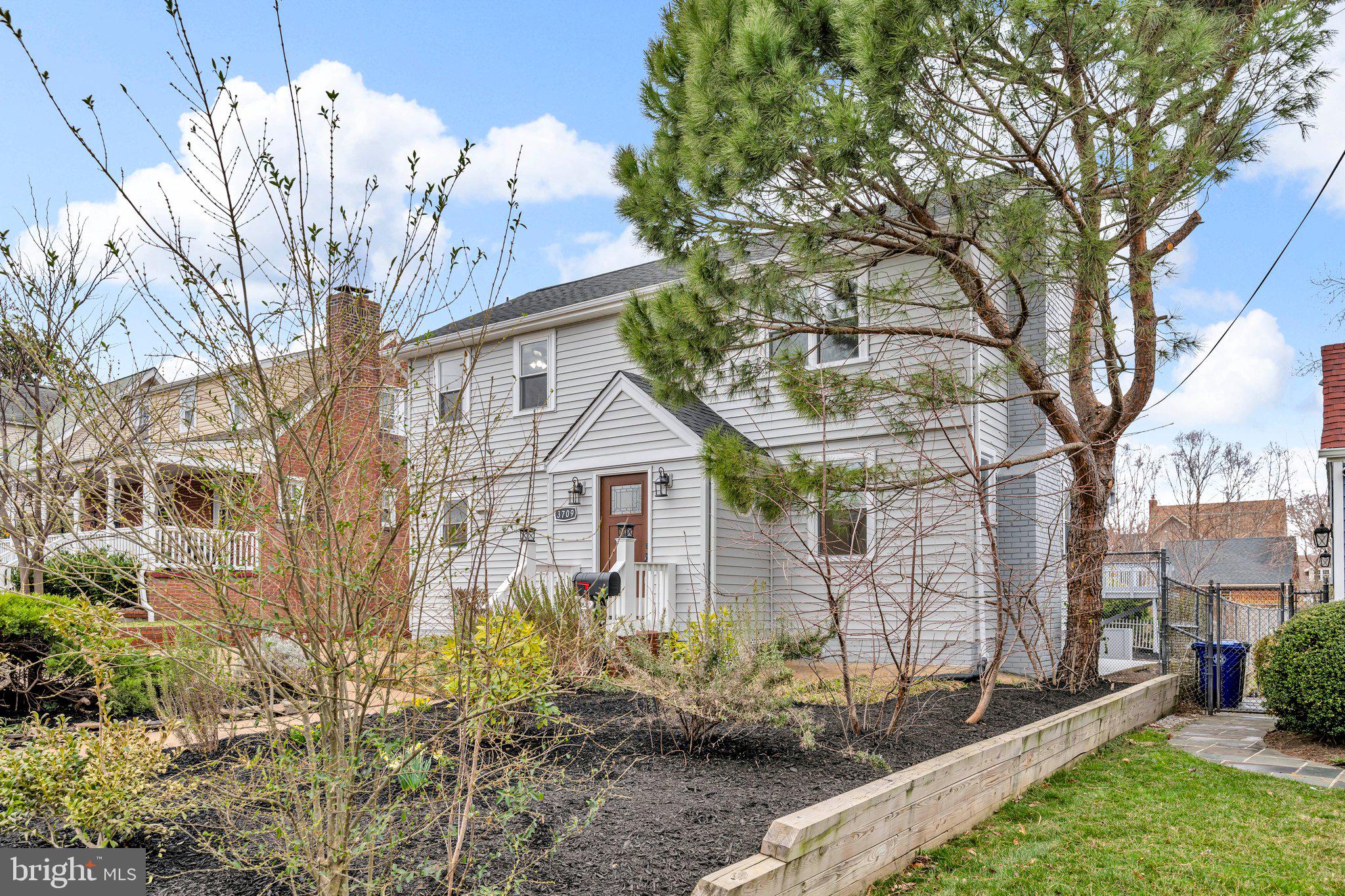 ALCOVA HEIGHTS - Residential