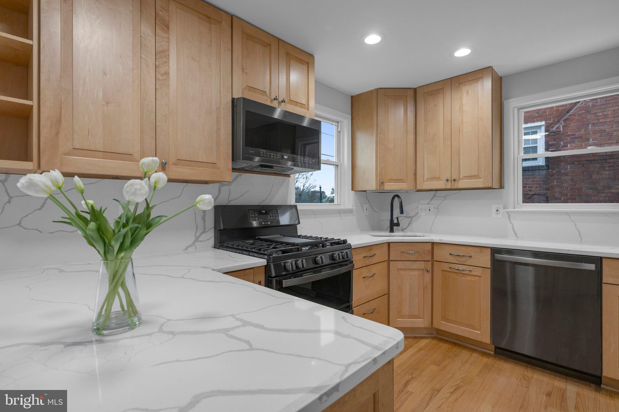 ALCOVA HEIGHTS - Residential