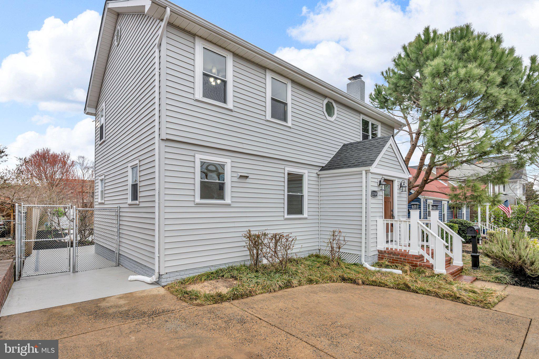 ALCOVA HEIGHTS - Residential