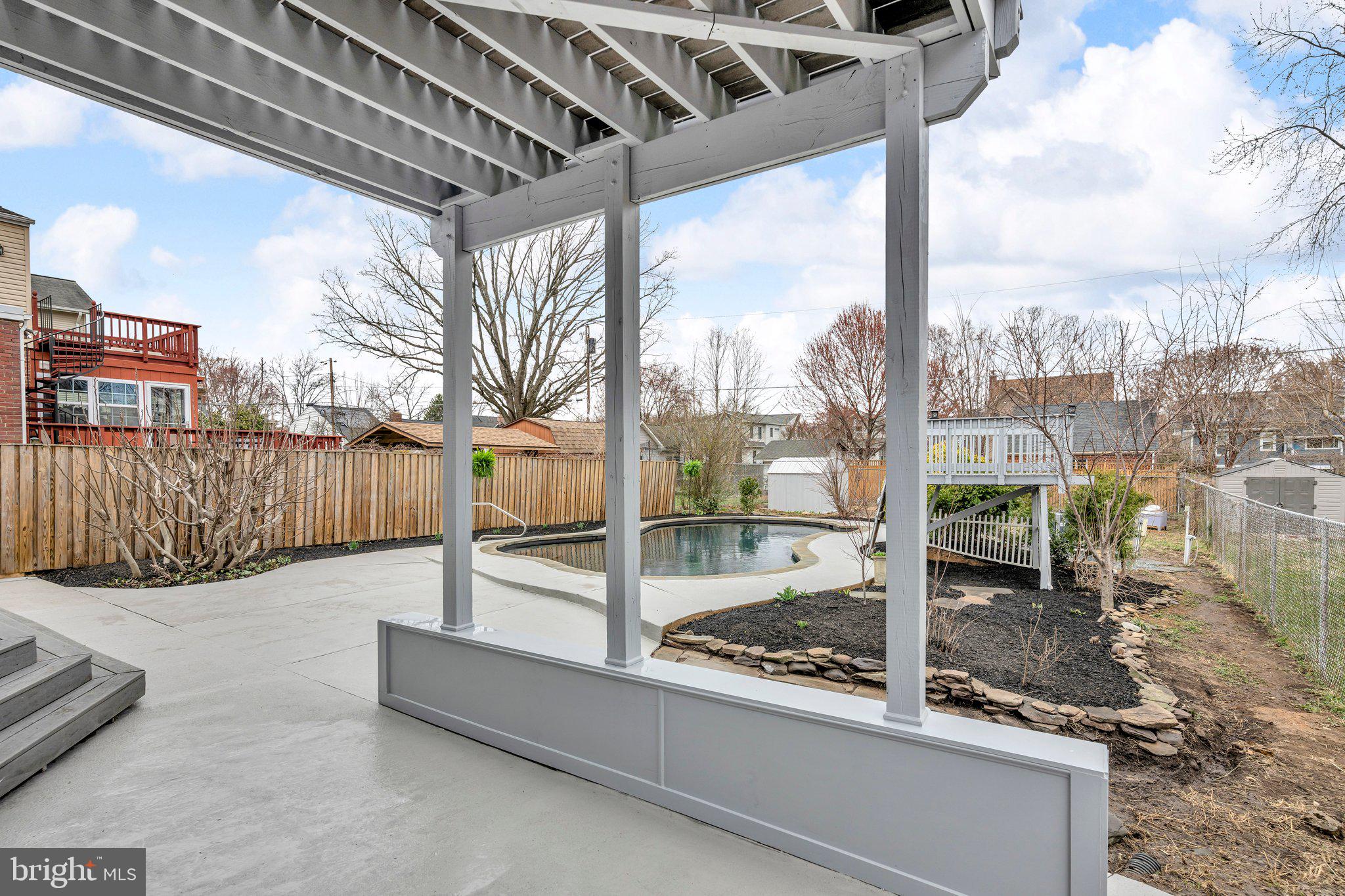 ALCOVA HEIGHTS - Residential