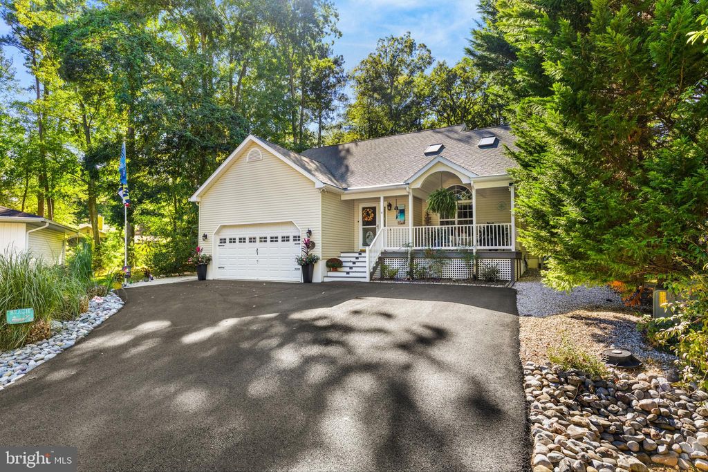 Photo of 4 Pirate Place, OCEAN PINES, MD 21811 (MLS # MDWO2033858)