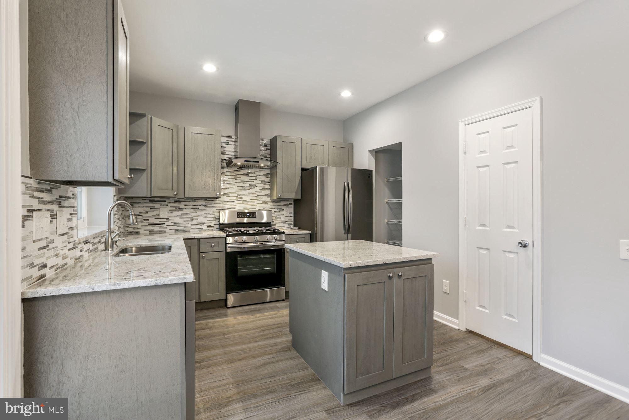 CARNABY SQUARE - Residential