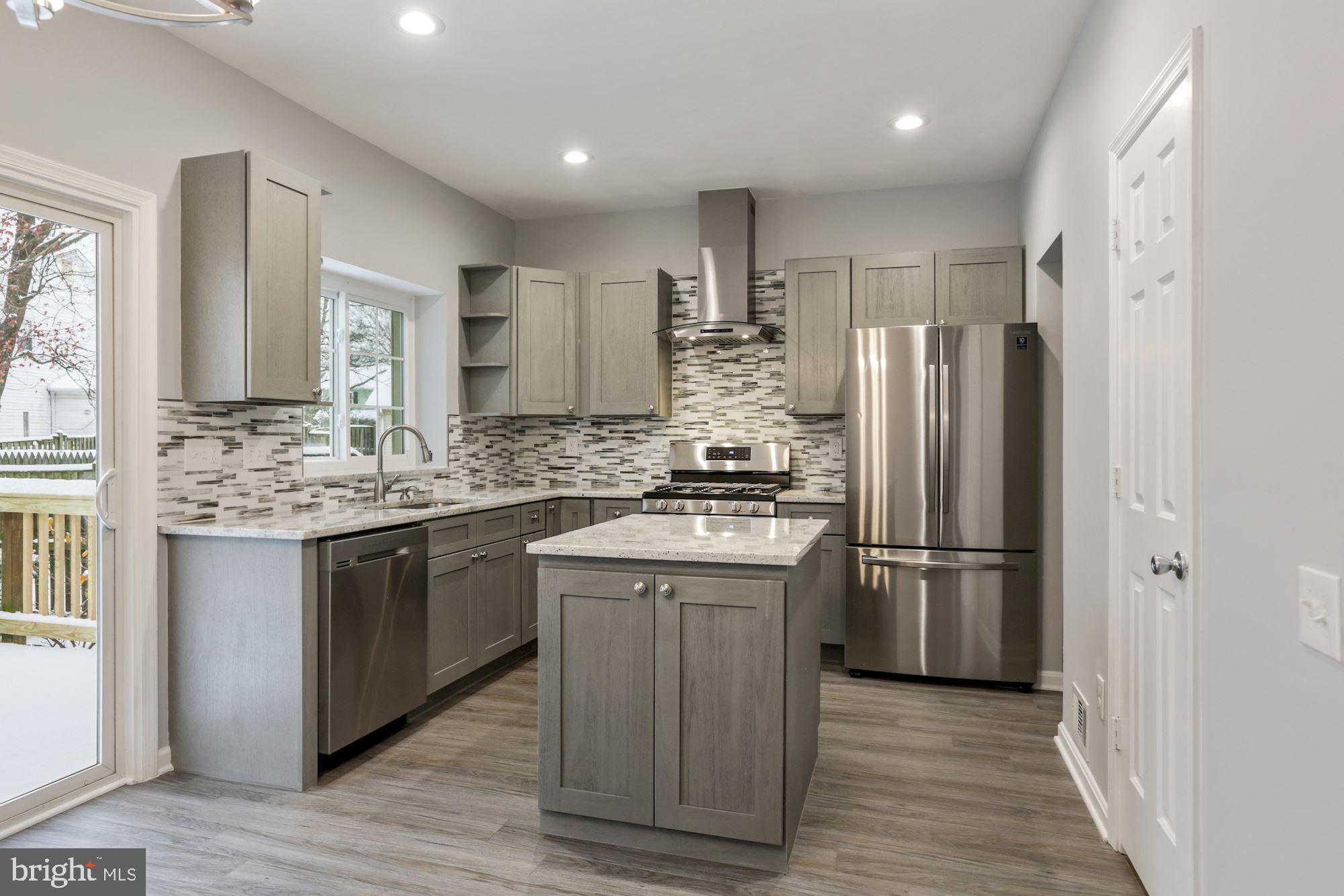 CARNABY SQUARE - Residential