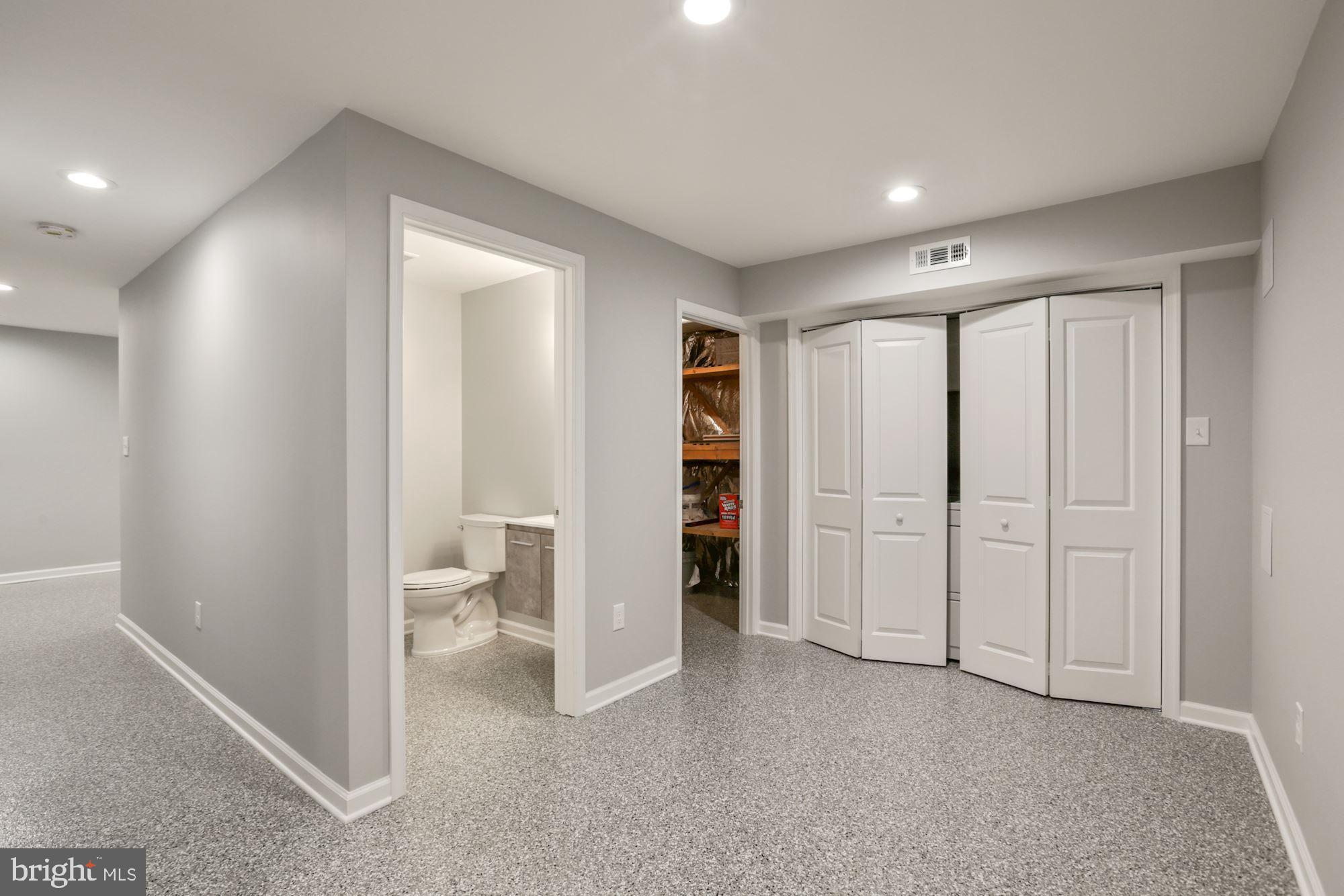 CARNABY SQUARE - Residential