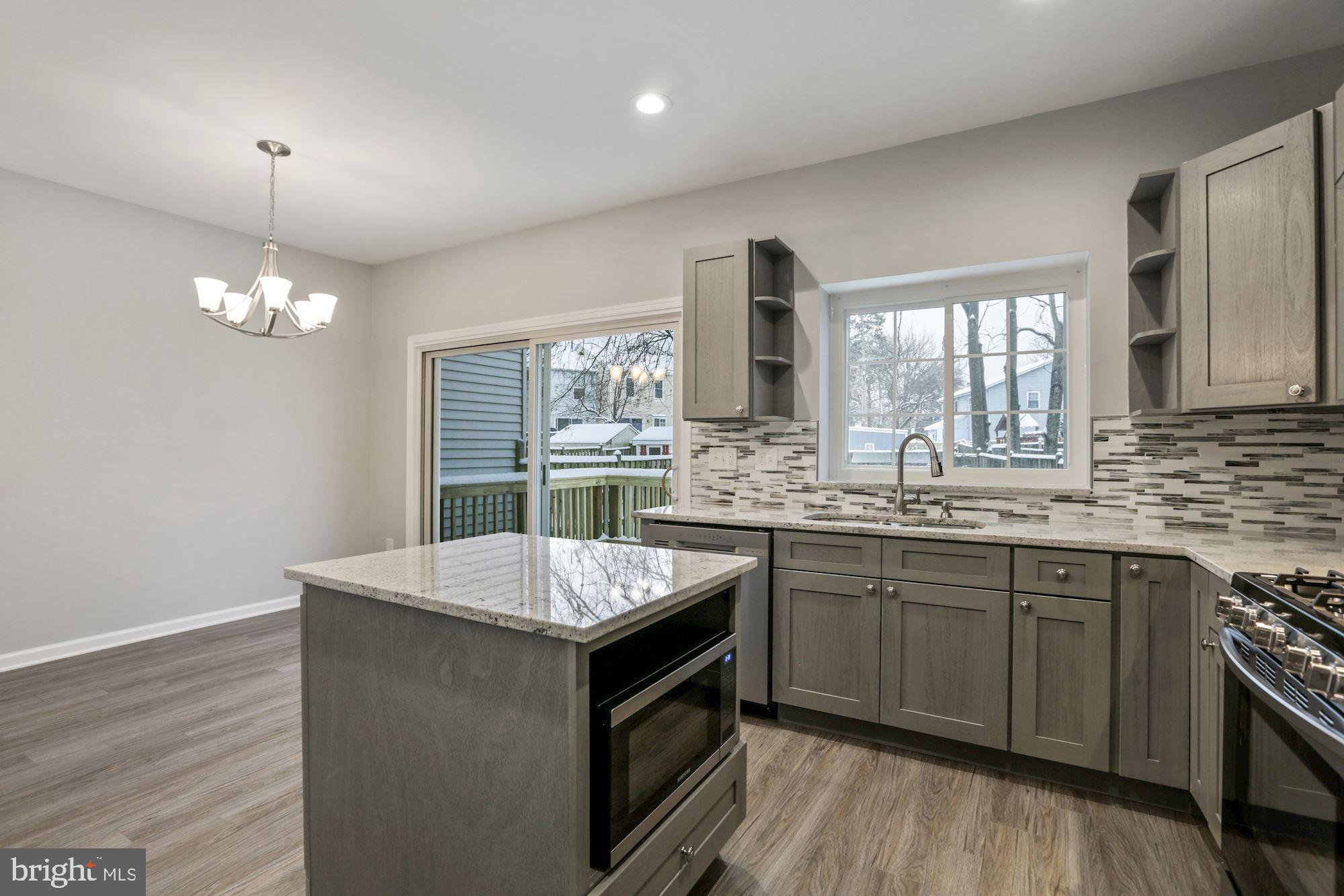 CARNABY SQUARE - Residential