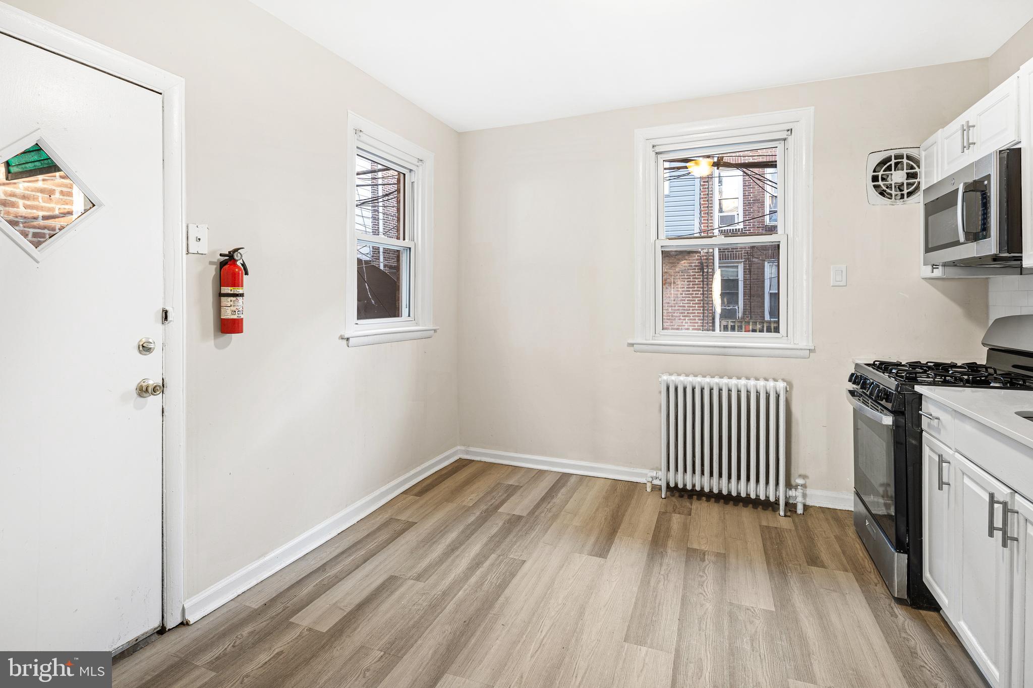 BEVERLY HILLS - Residential