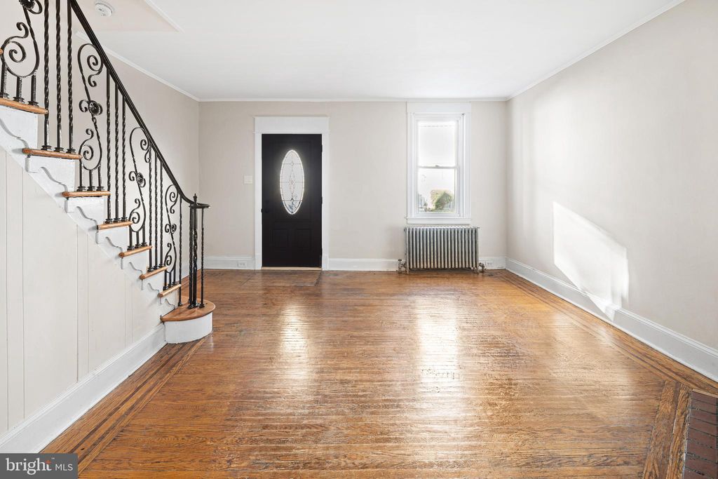 Photo of 324 Kingston Road, UPPER DARBY, PA 19082 (MLS # PADE2102632)