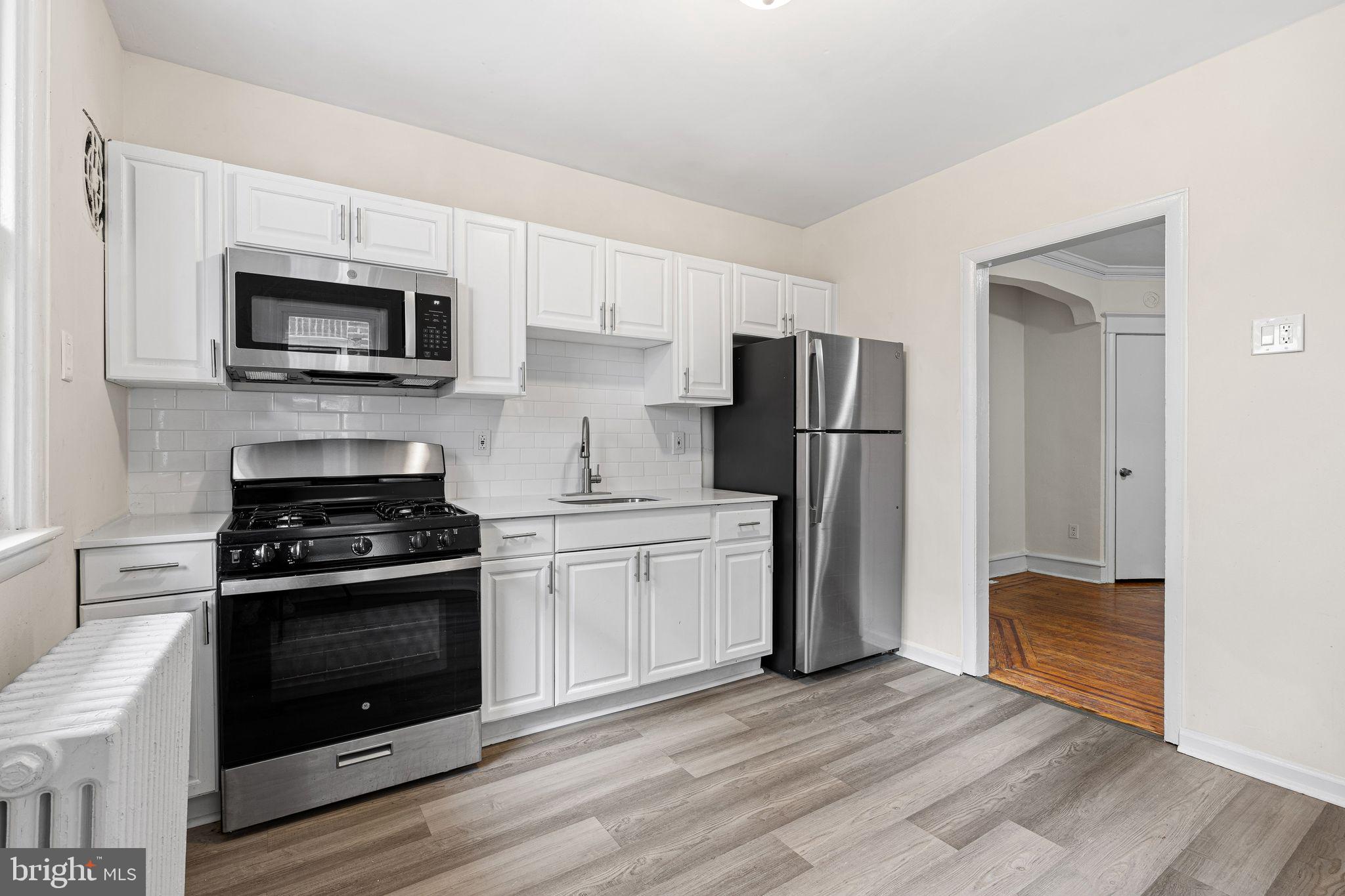 BEVERLY HILLS - Residential