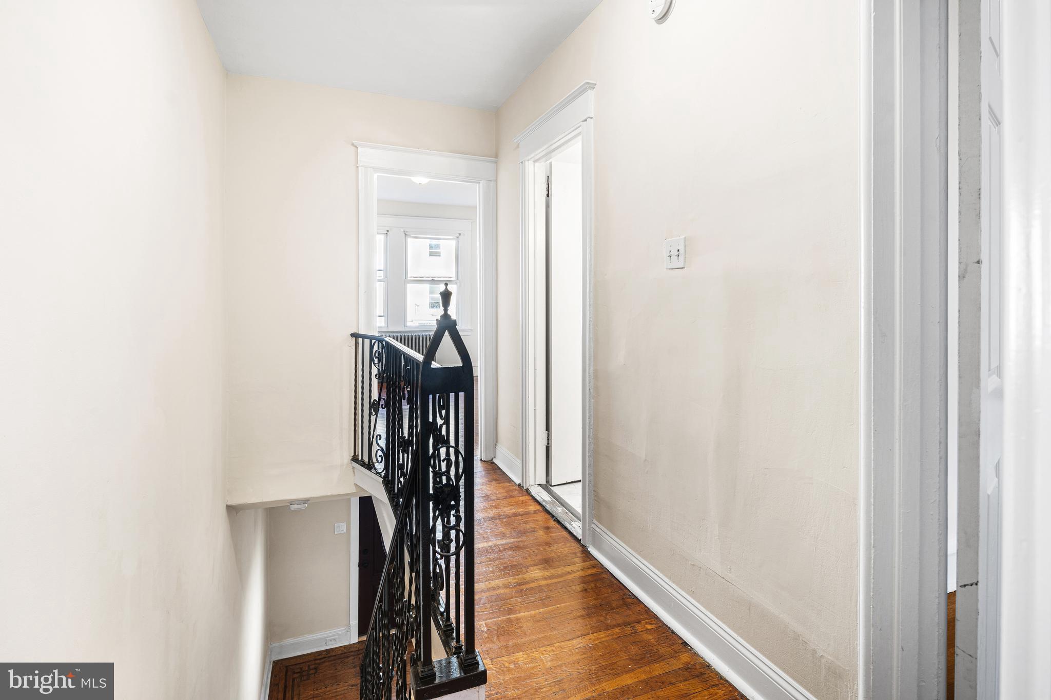 BEVERLY HILLS - Residential