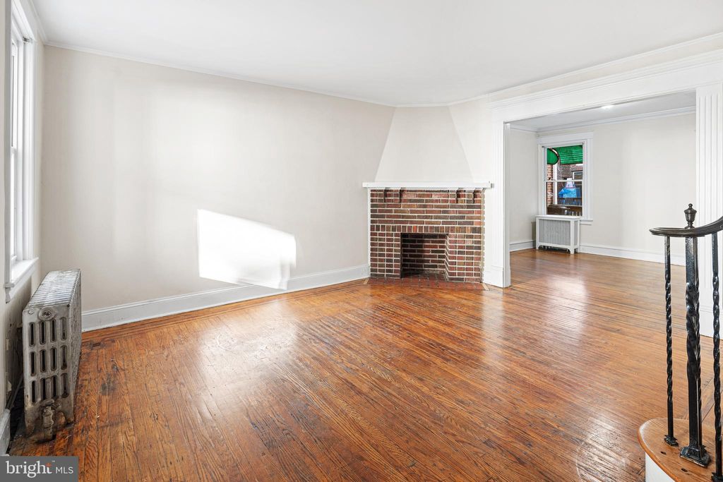 Photo of 324 Kingston Road, UPPER DARBY, PA 19082 (MLS # PADE2102632)