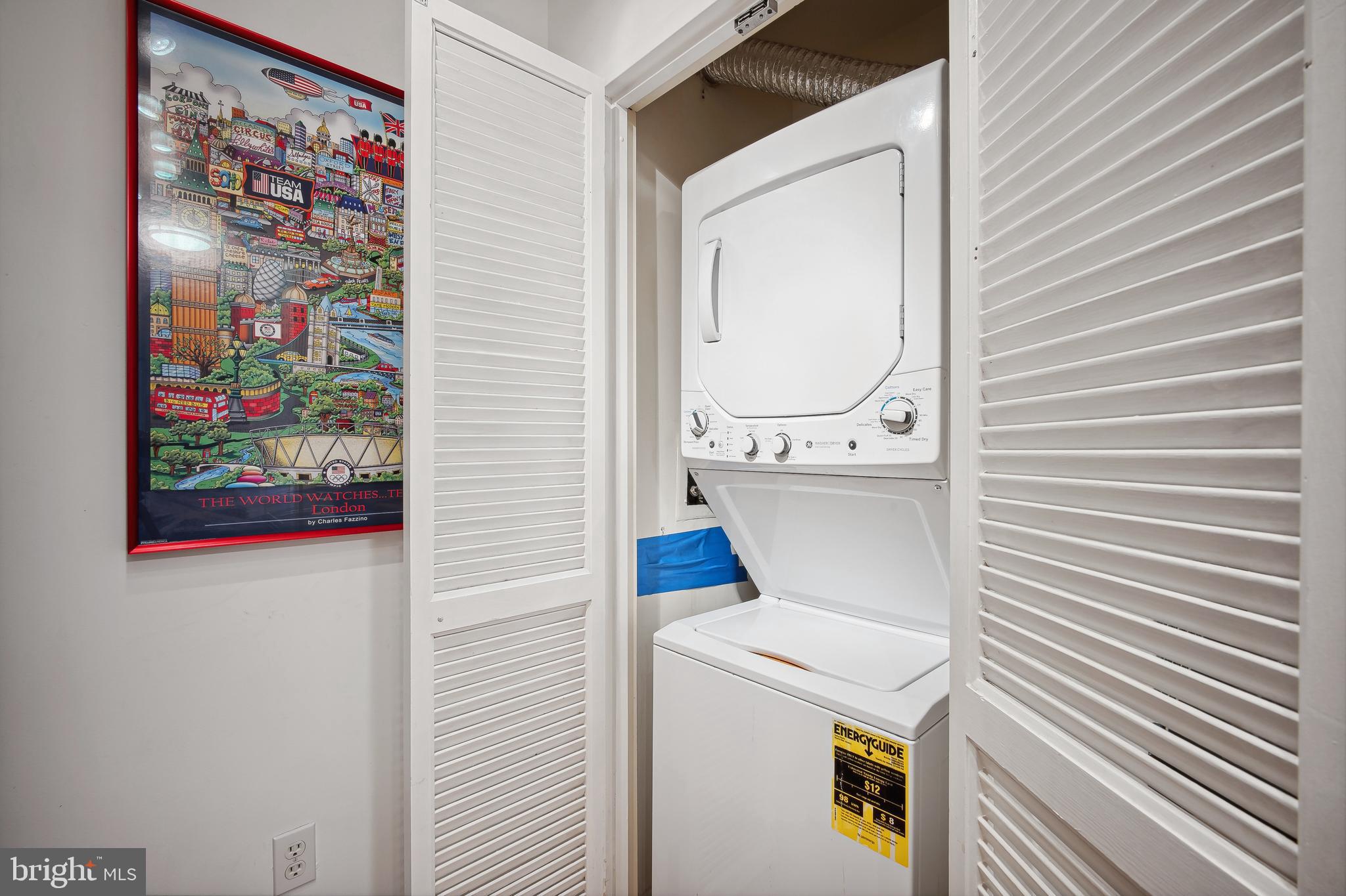 ENCORE OF MCLEAN - Residential