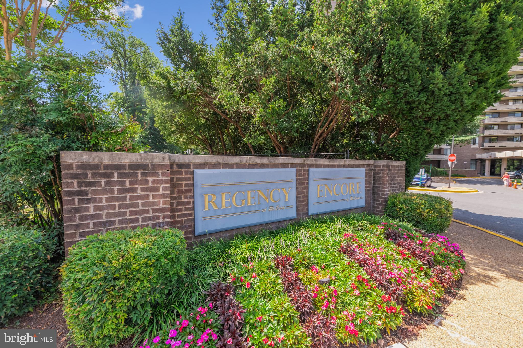 ENCORE OF MCLEAN - Residential