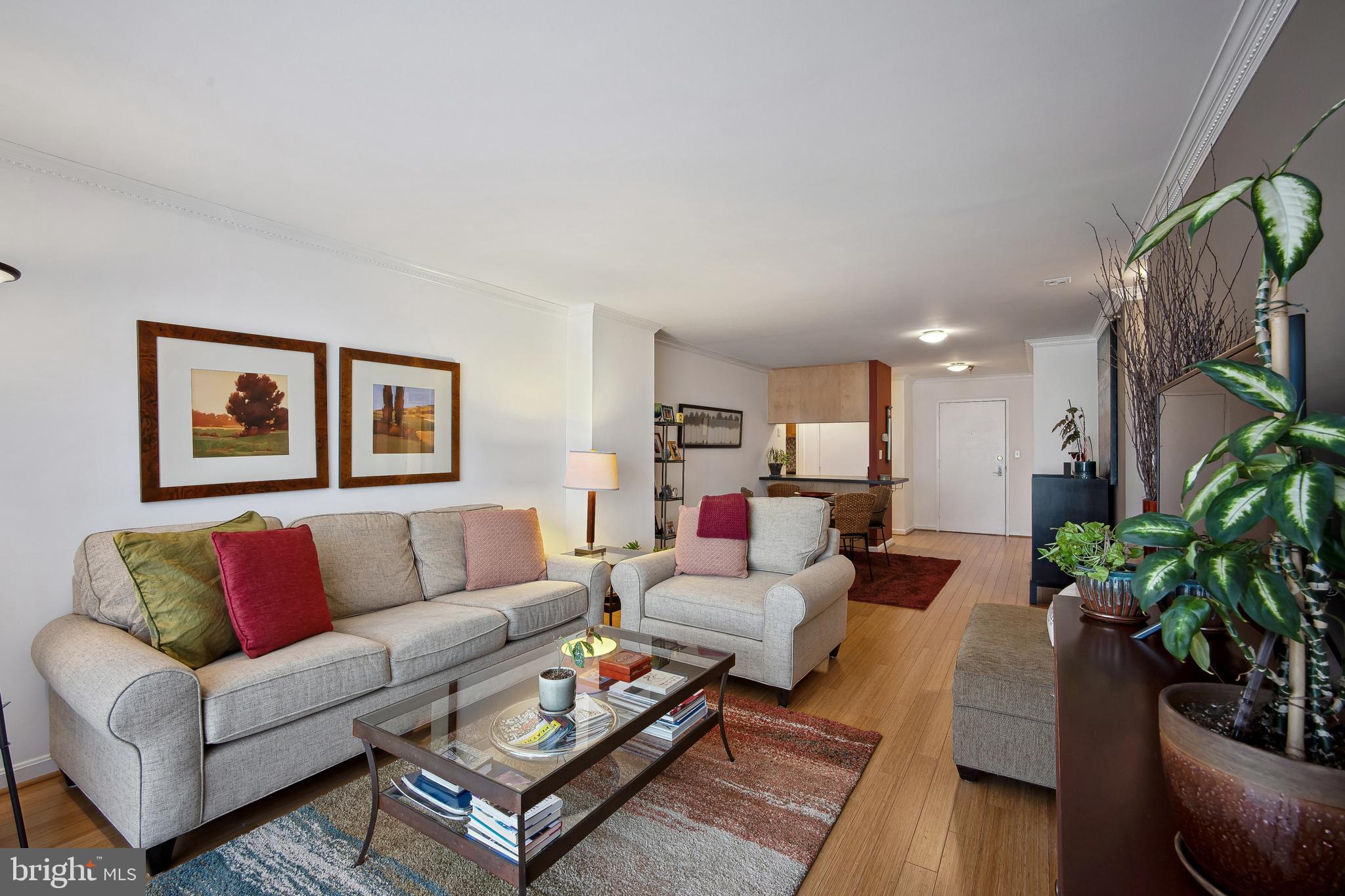 ENCORE OF MCLEAN - Residential