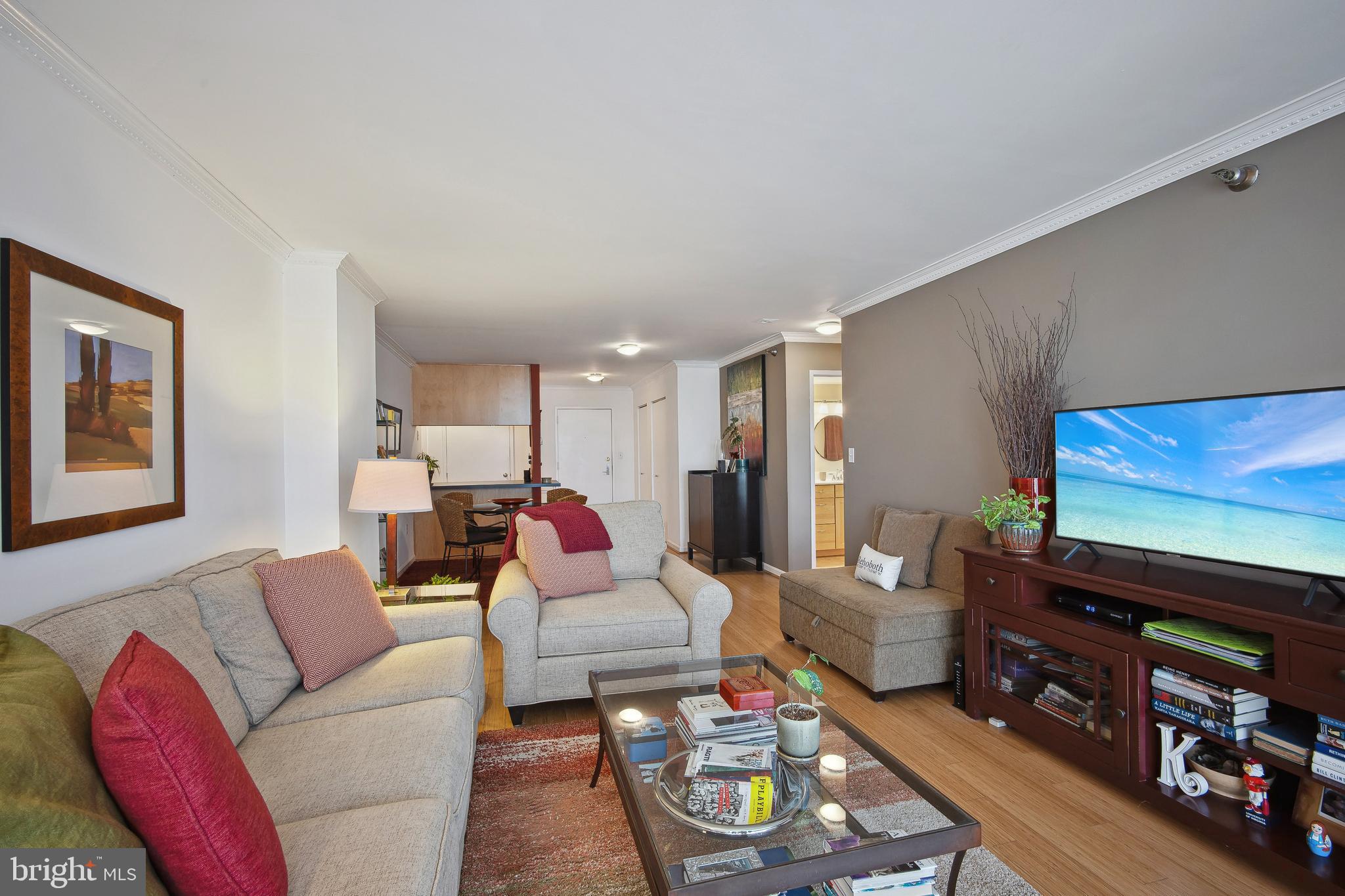 ENCORE OF MCLEAN - Residential