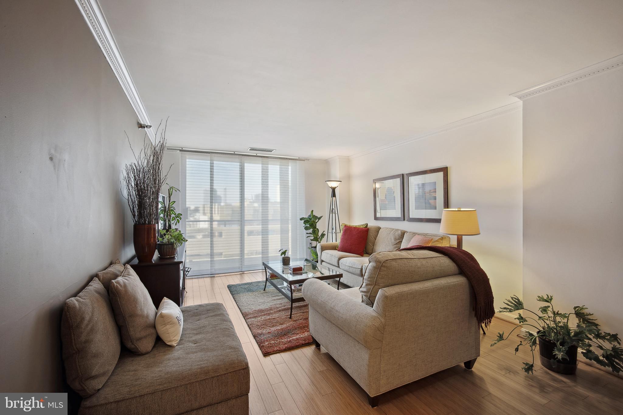 ENCORE OF MCLEAN - Residential