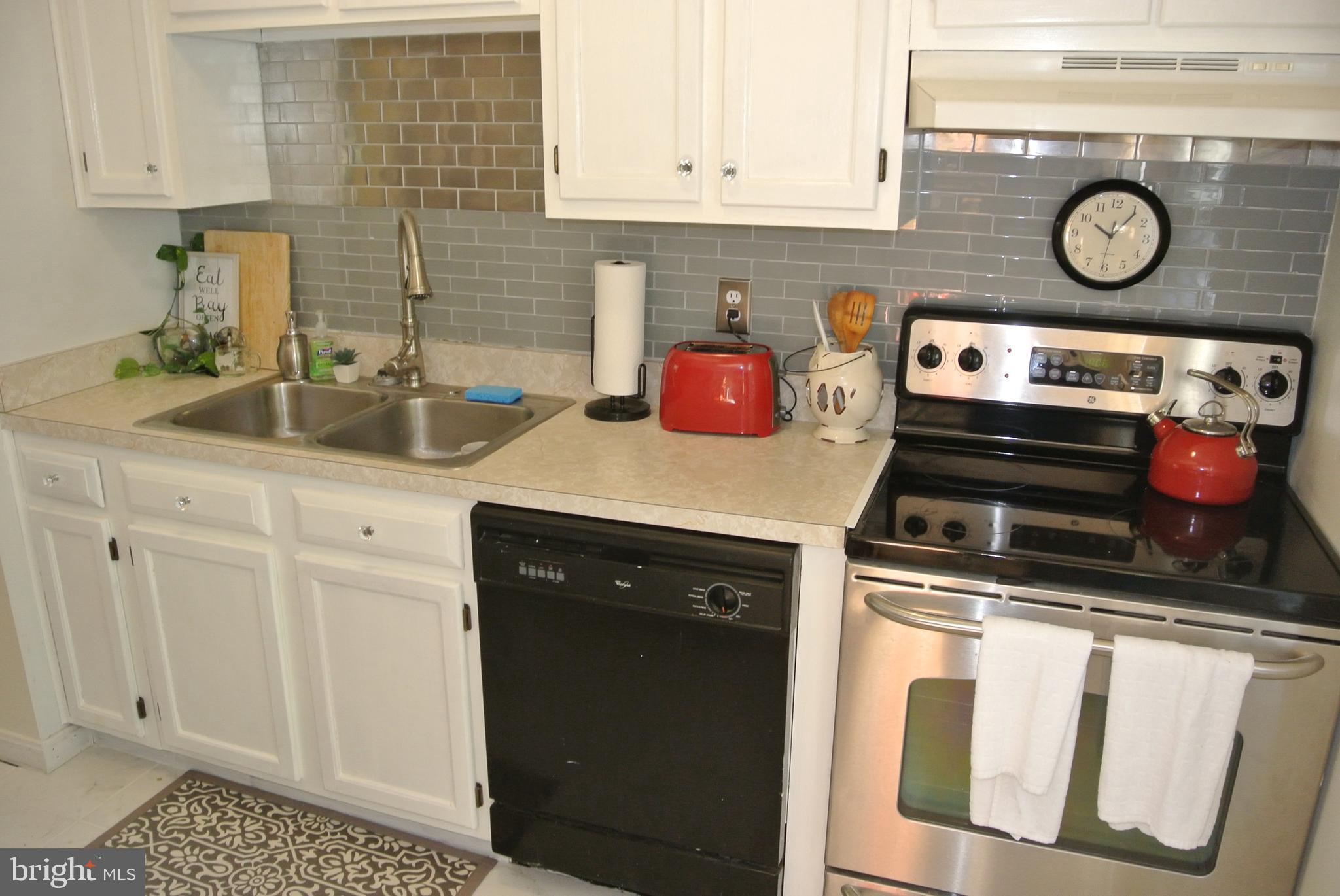 JOHNSON FARM ESTATES - Residential