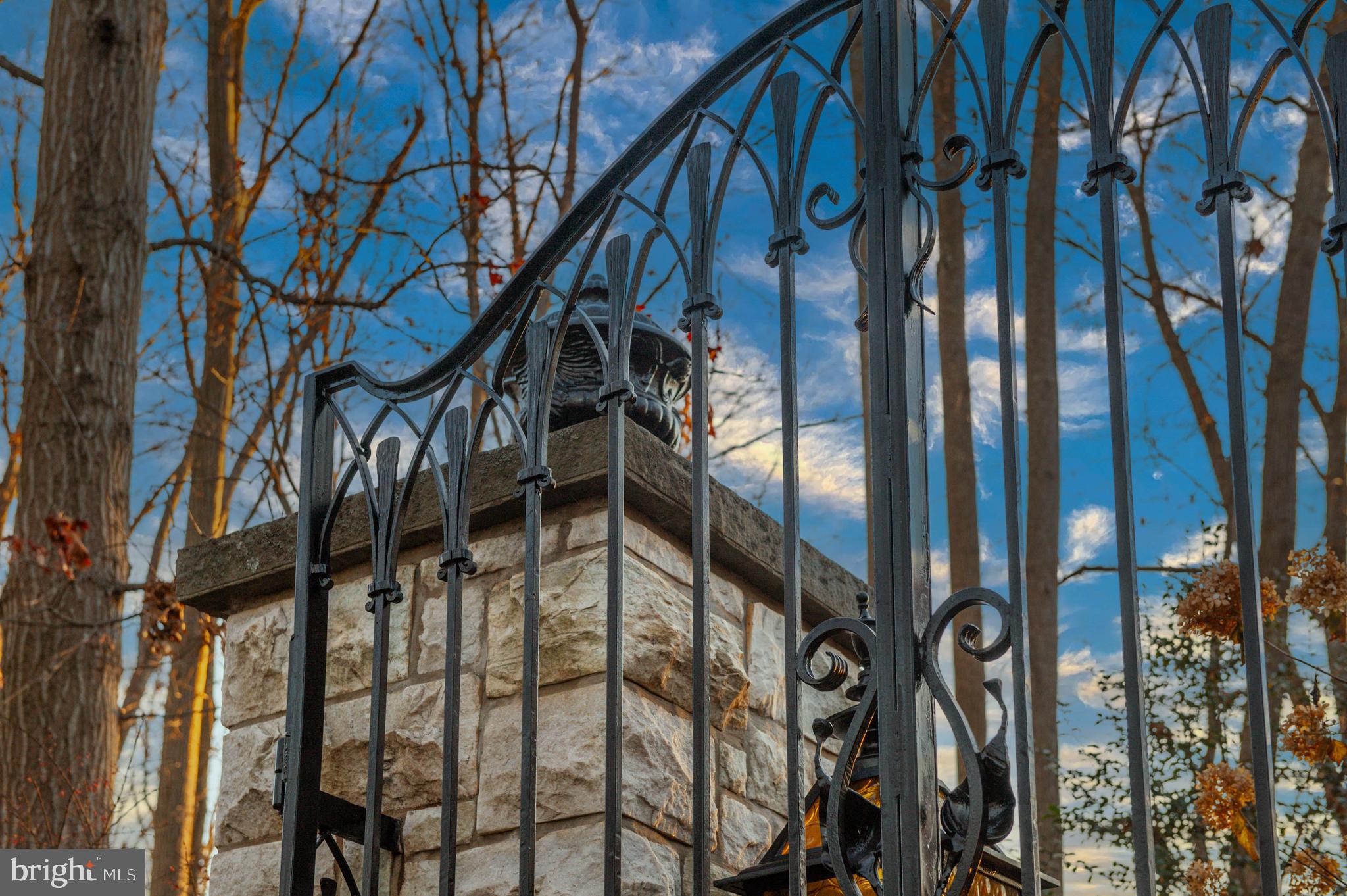LAUREL RIDGE FARMS - Residential