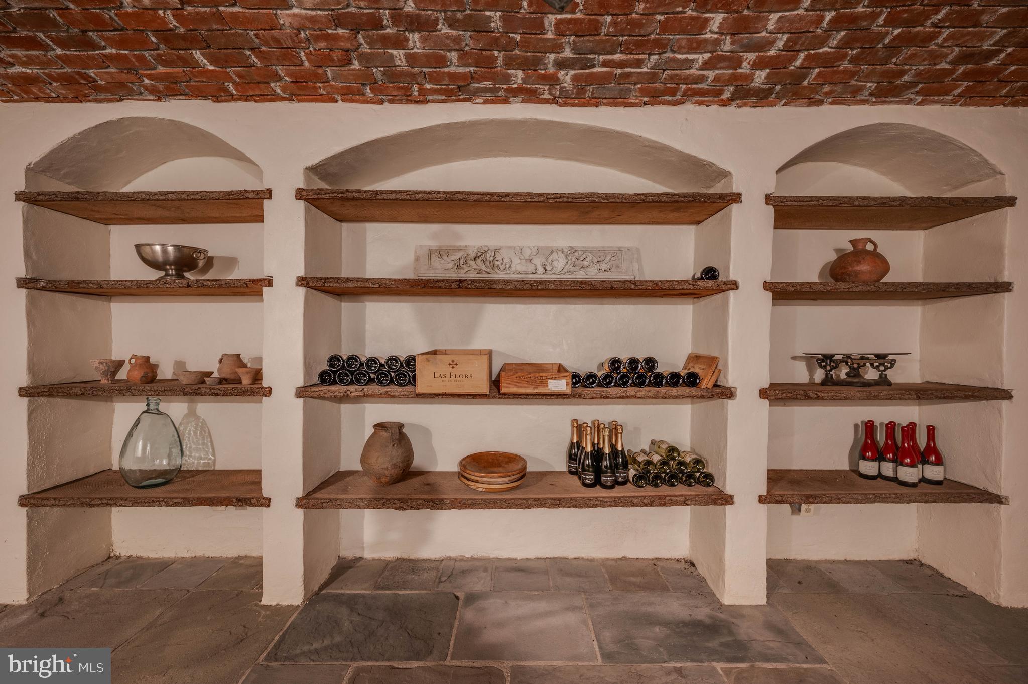 LAUREL RIDGE FARMS - Residential