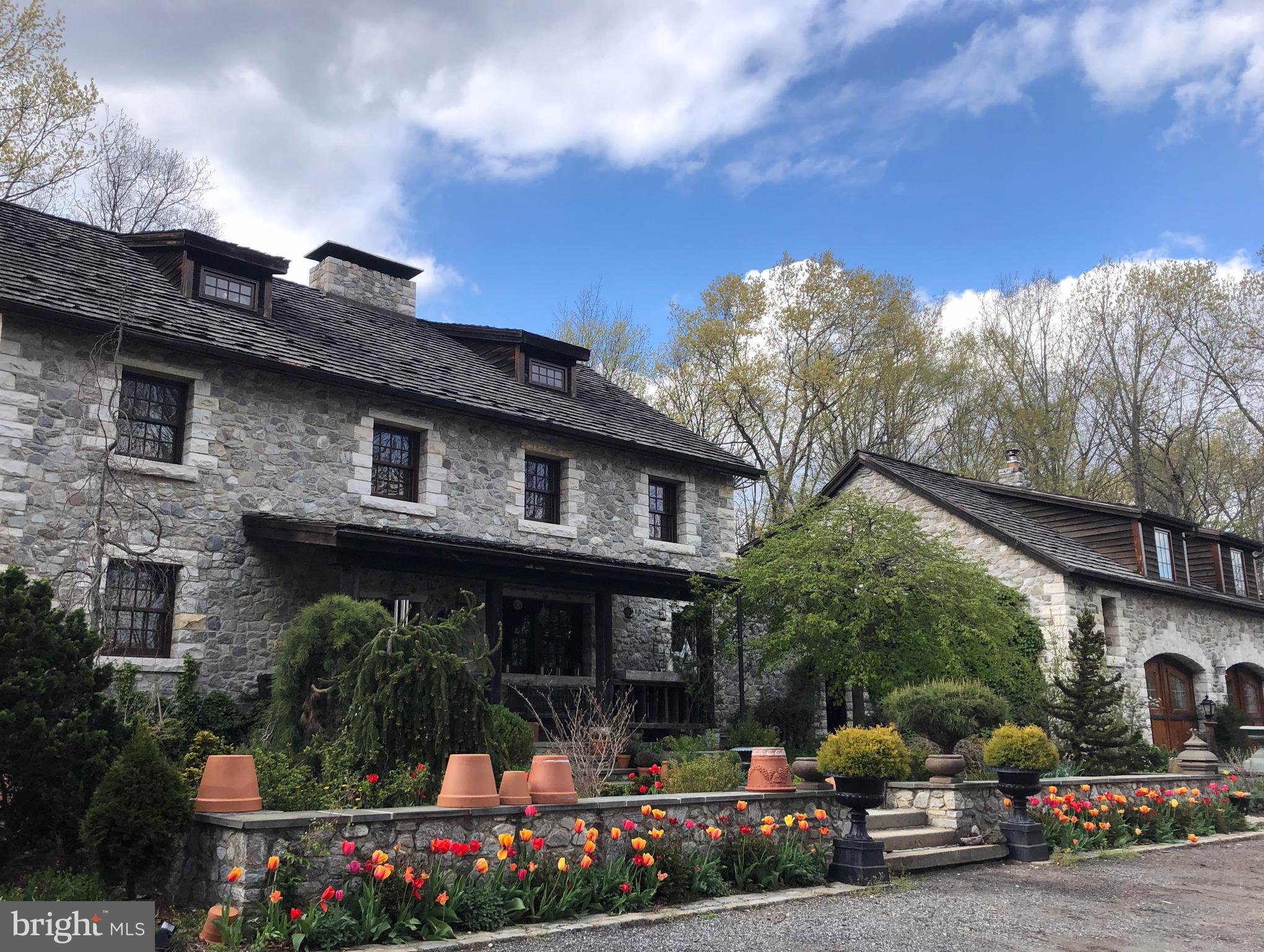 LAUREL RIDGE FARMS - Residential