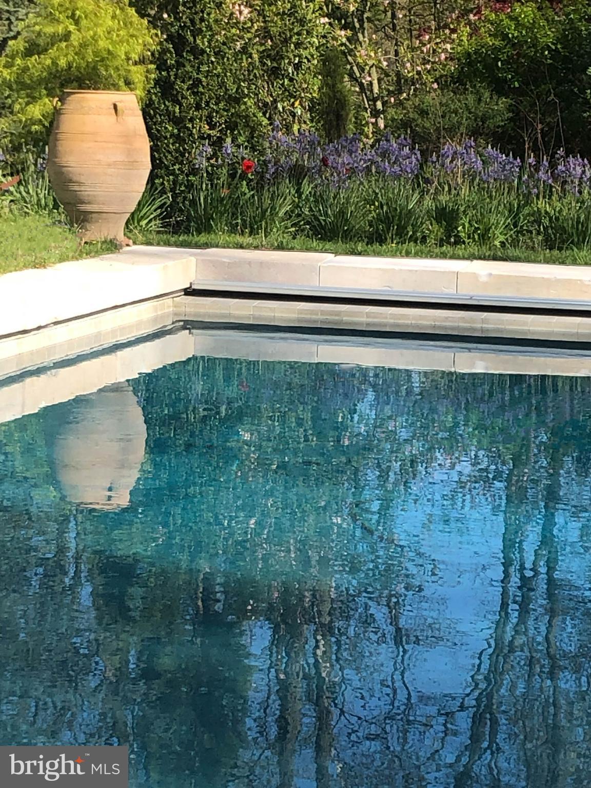 LAUREL RIDGE FARMS - Residential