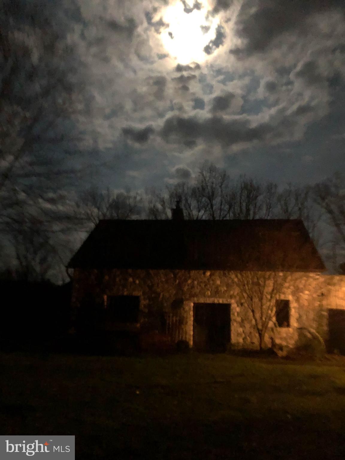 LAUREL RIDGE FARMS - Residential