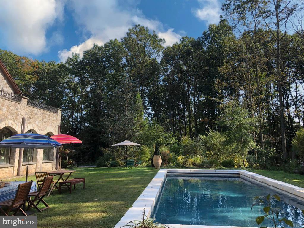 LAUREL RIDGE FARMS - Residential