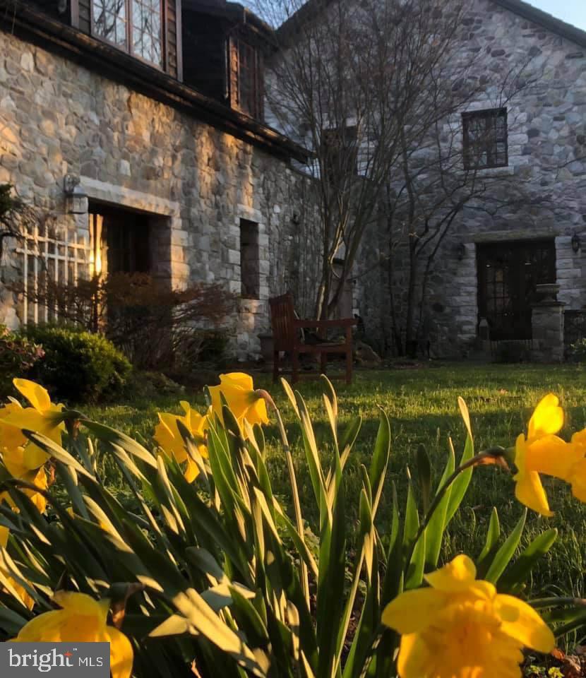 LAUREL RIDGE FARMS - Residential