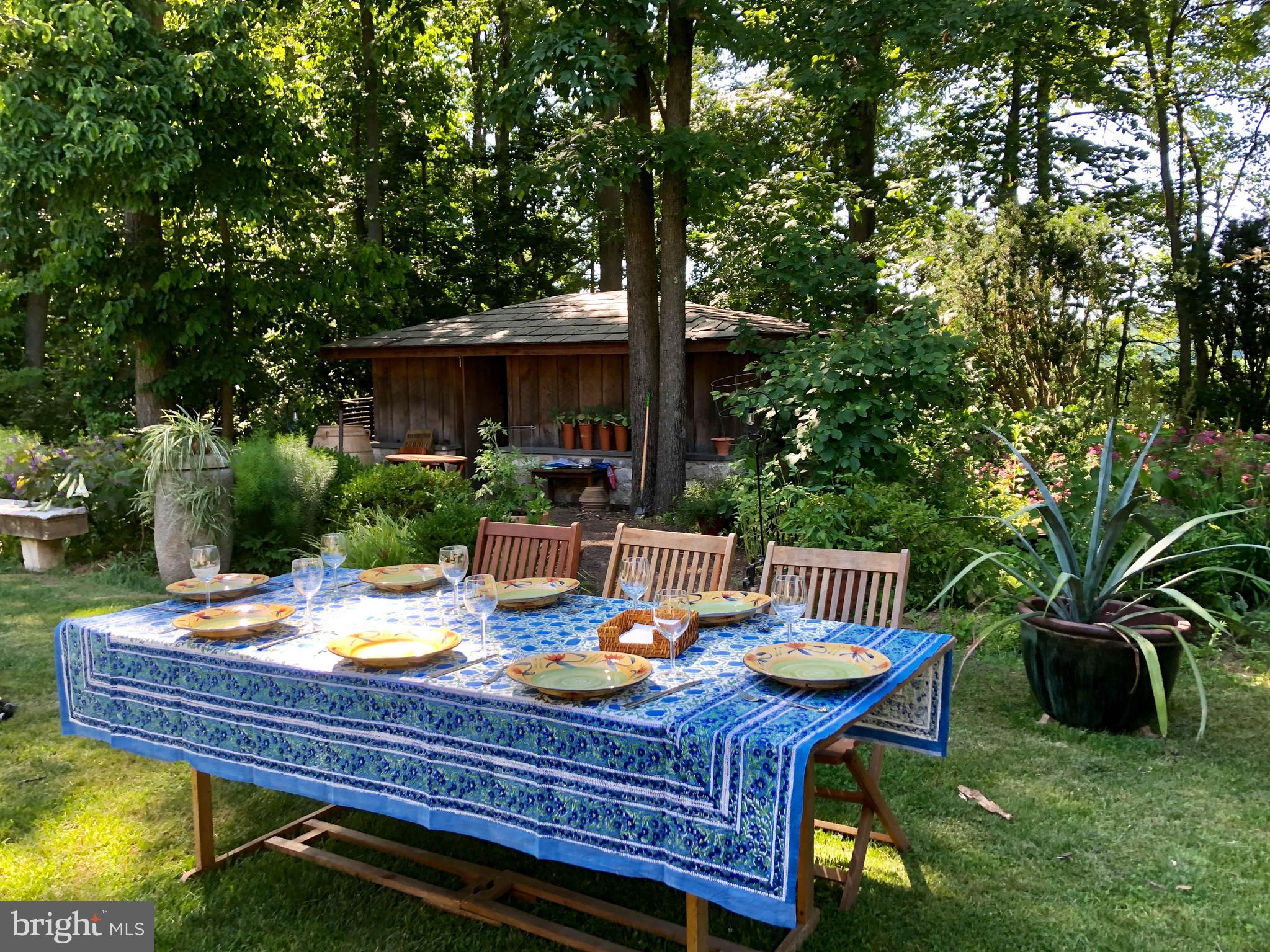 LAUREL RIDGE FARMS - Residential