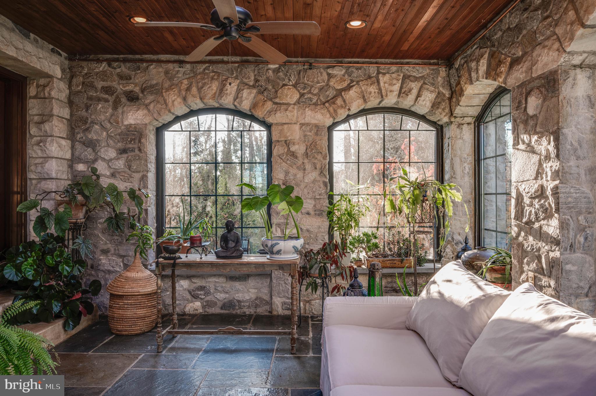 LAUREL RIDGE FARMS - Residential