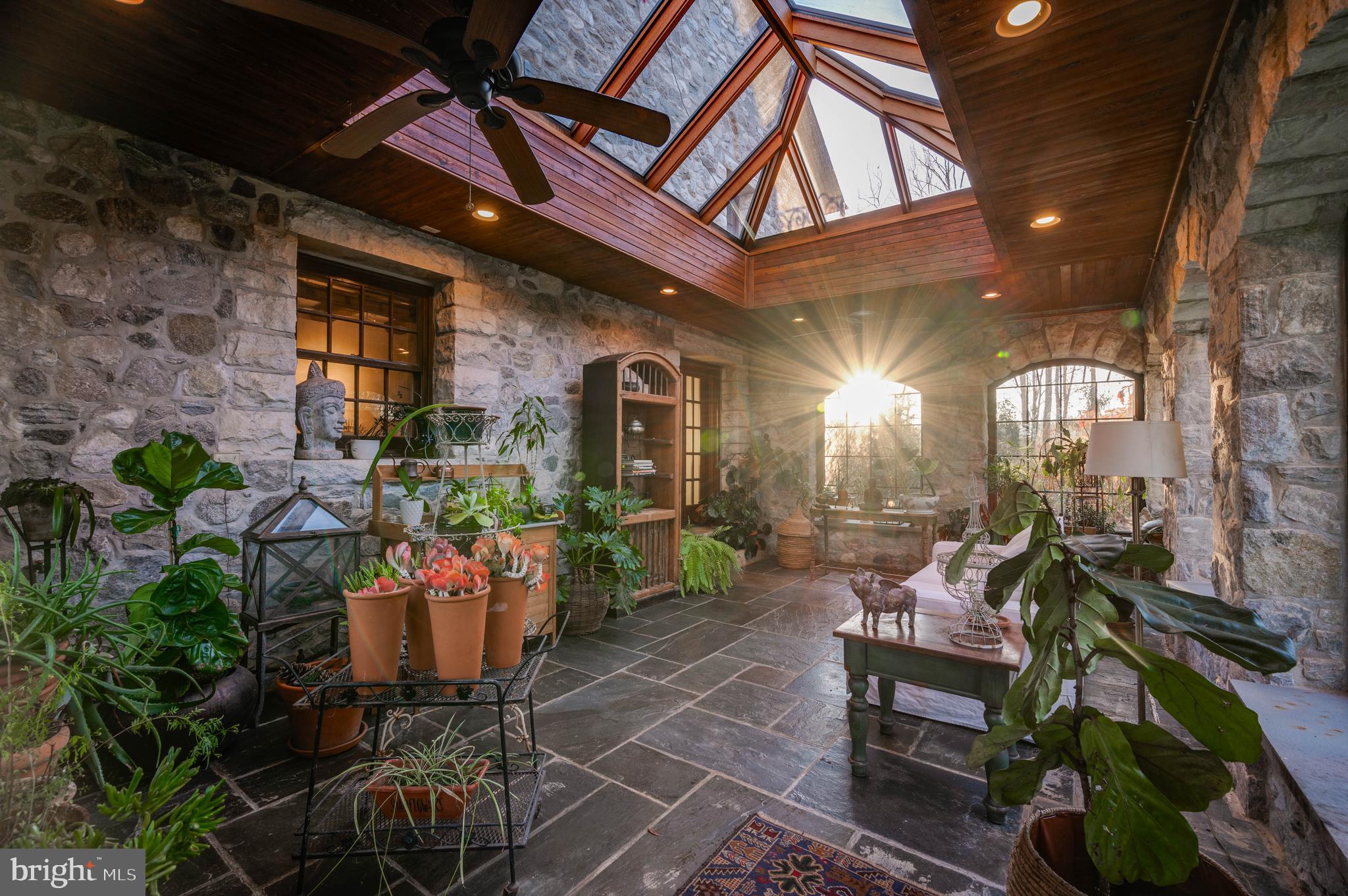 LAUREL RIDGE FARMS - Residential