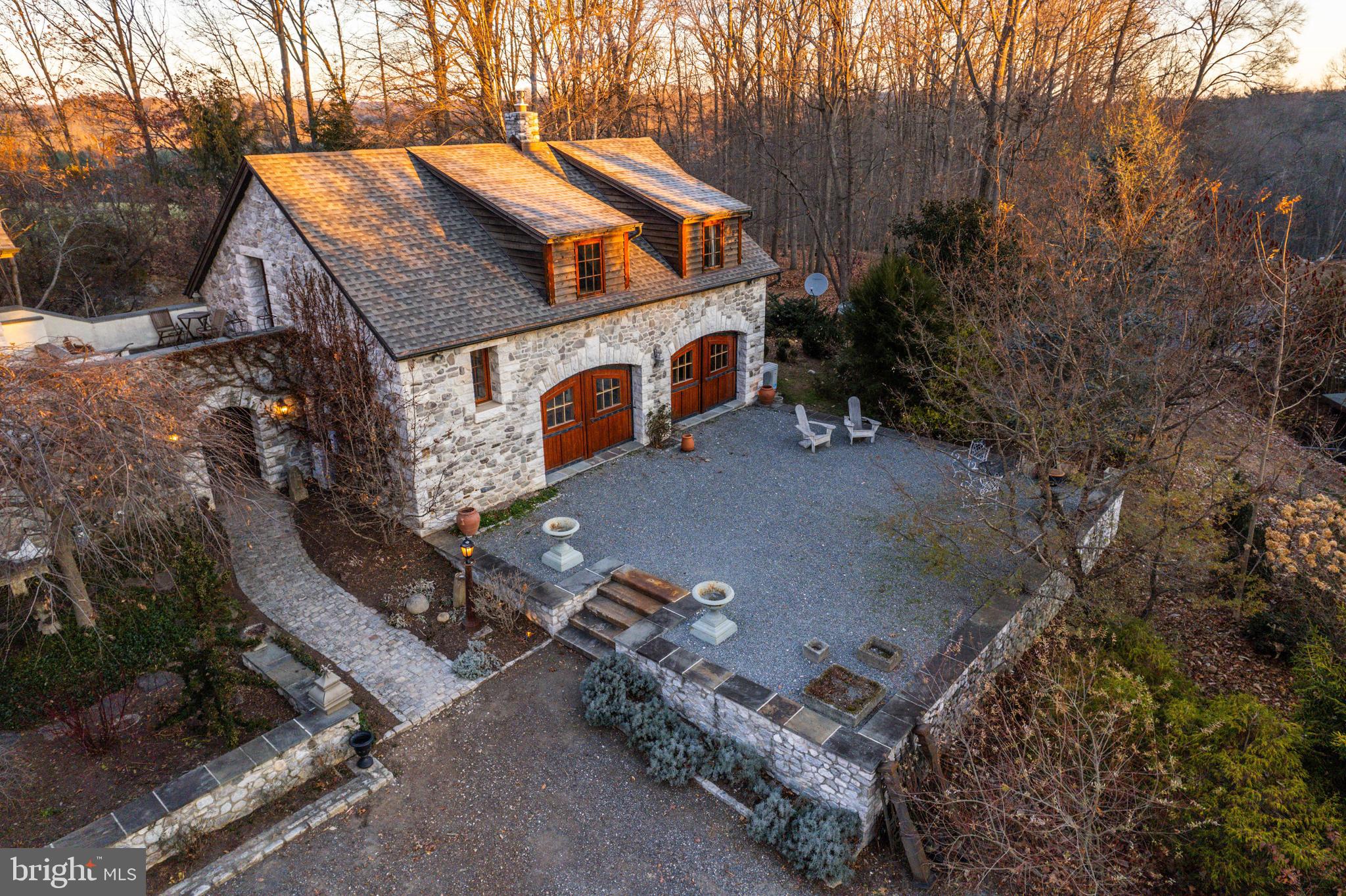 LAUREL RIDGE FARMS - Residential