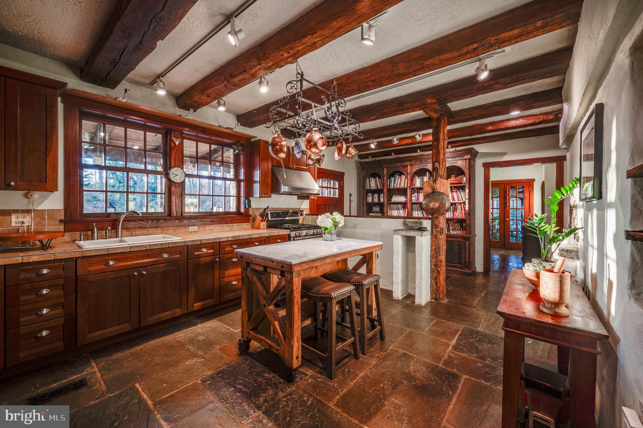 LAUREL RIDGE FARMS - Residential