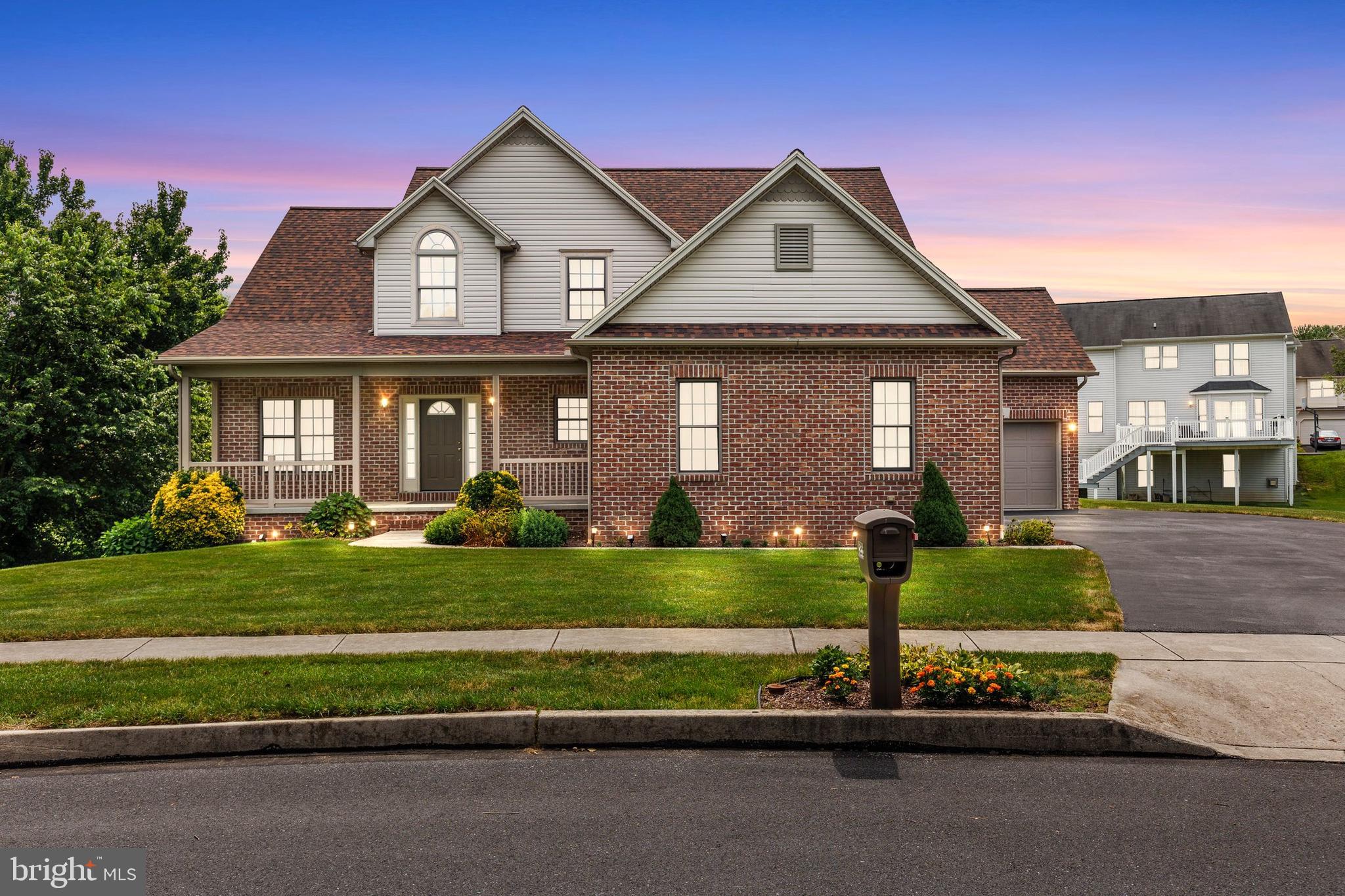 FAIRWINDS - Residential