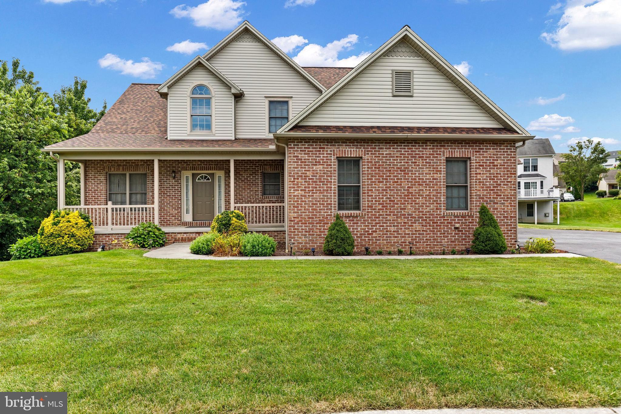 FAIRWINDS - Residential