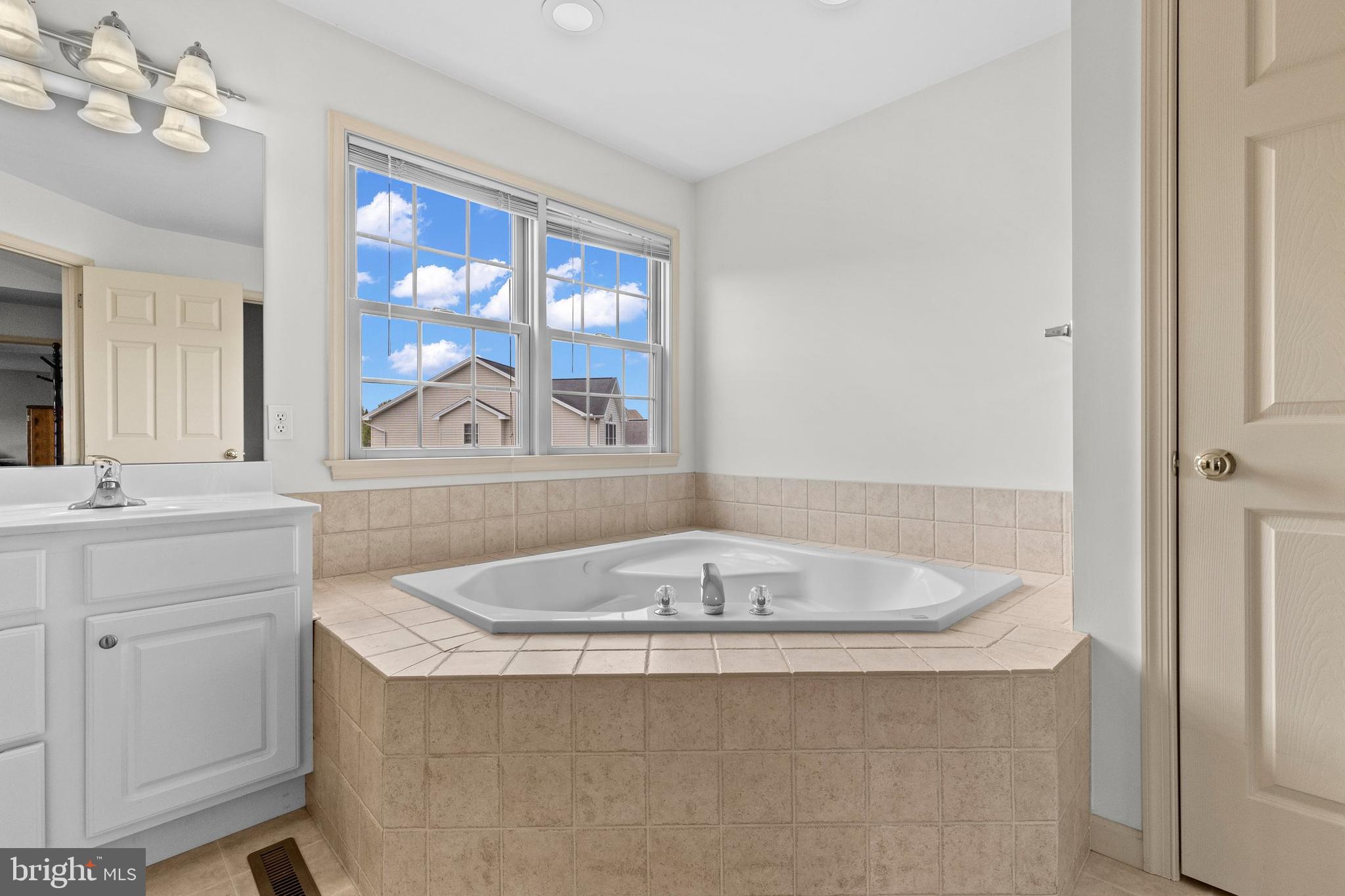 FAIRWINDS - Residential