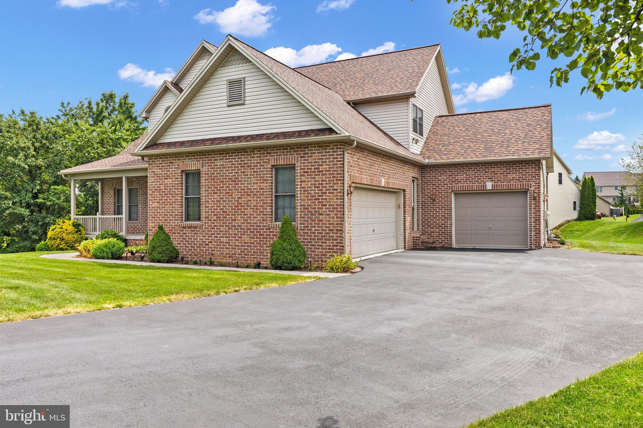 FAIRWINDS - Residential