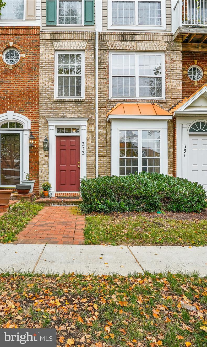 FALLSGROVE - Residential