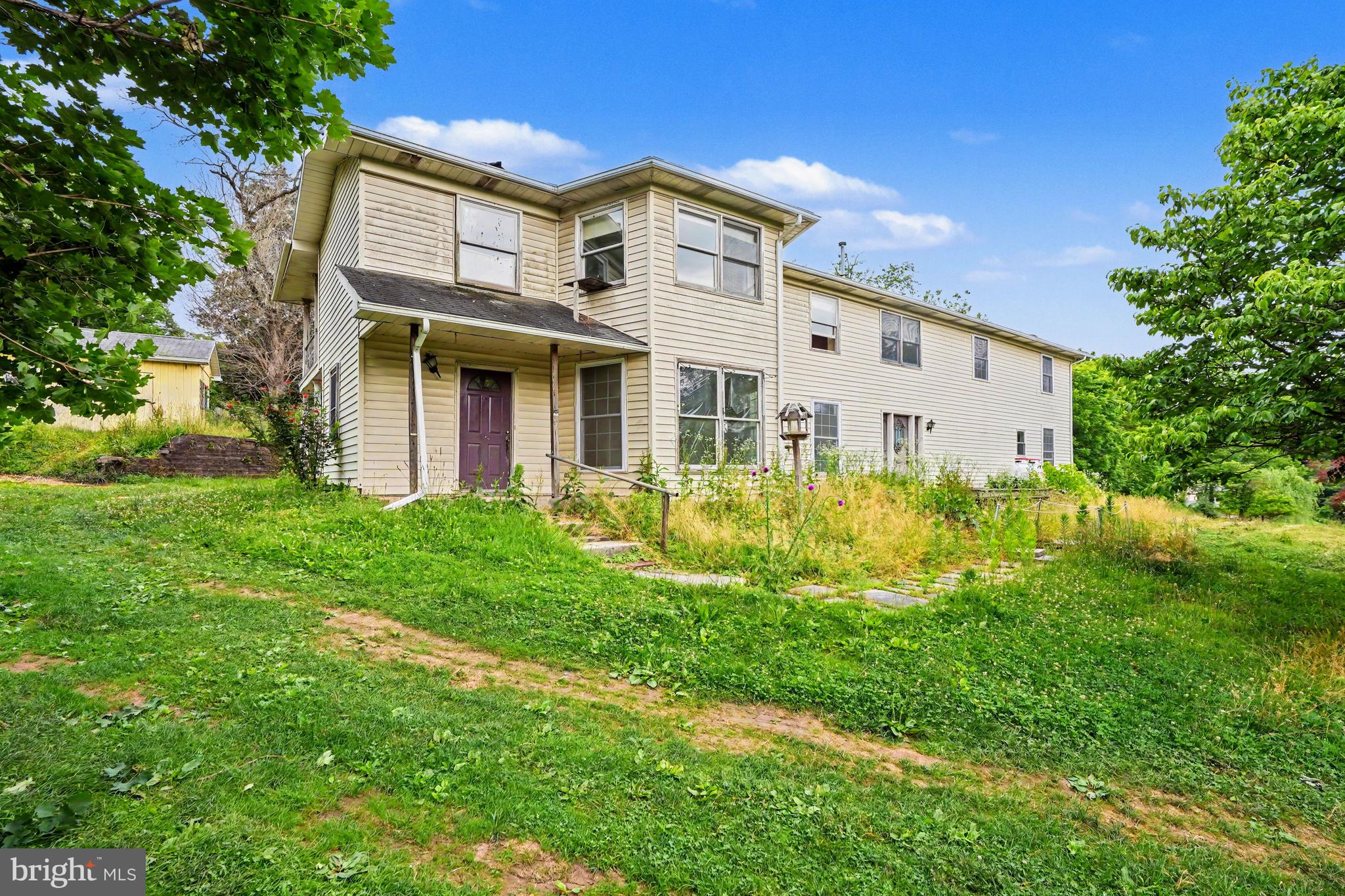 856 OLD FORGE ROAD