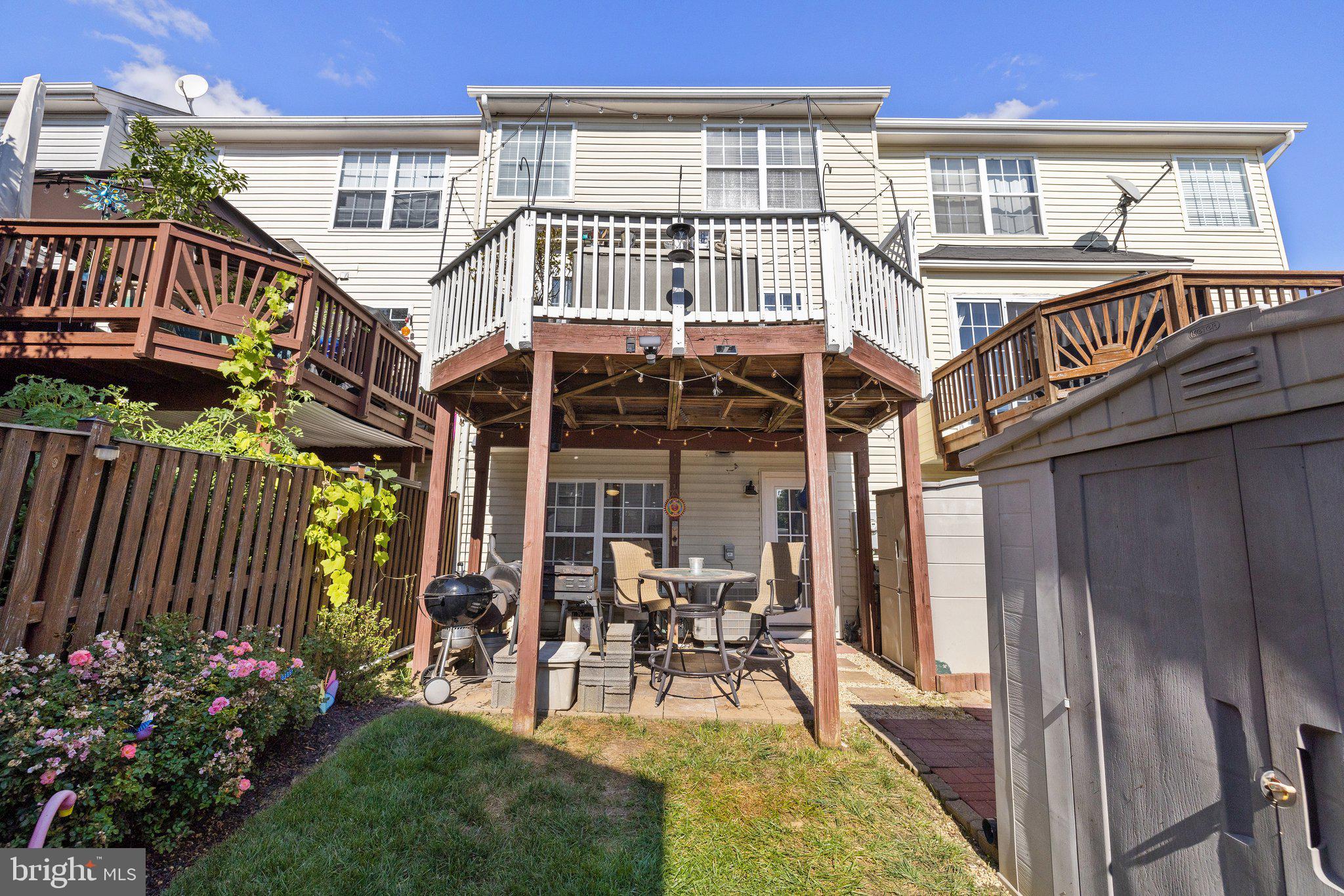 BRIDLEWOOD - Residential