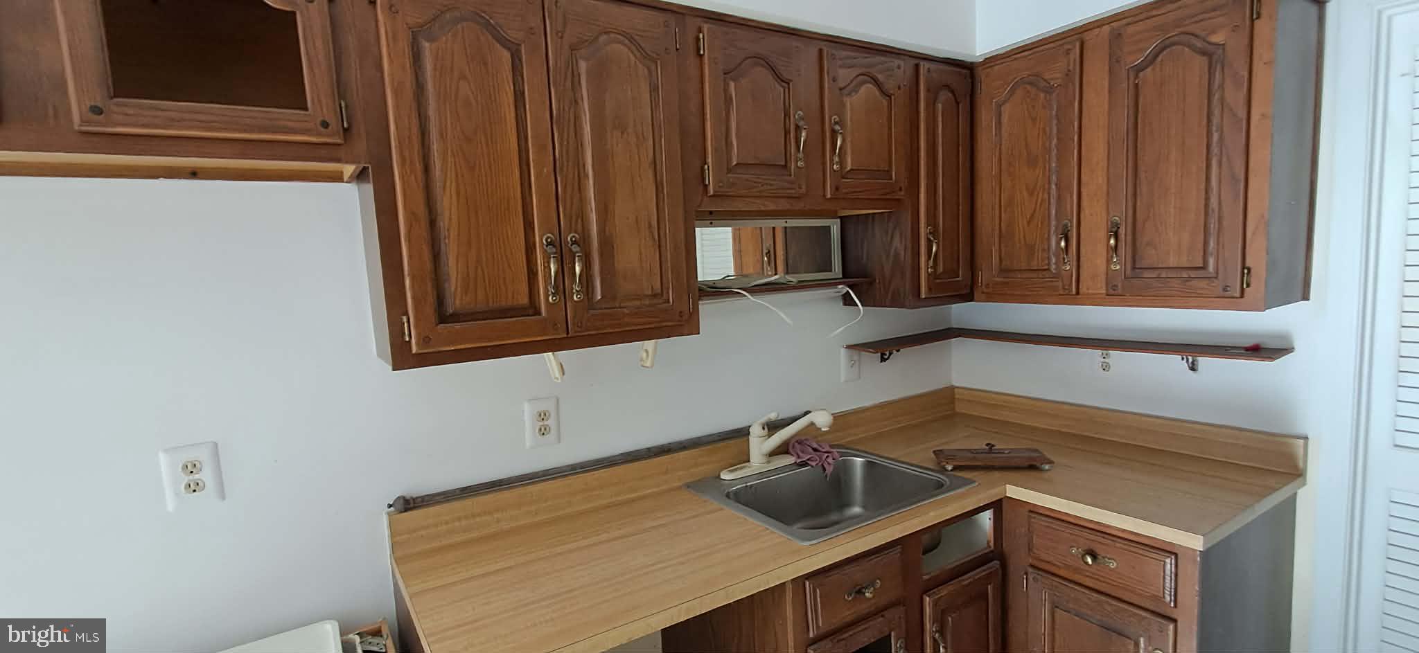 GLENWOOD MANOR - Residential